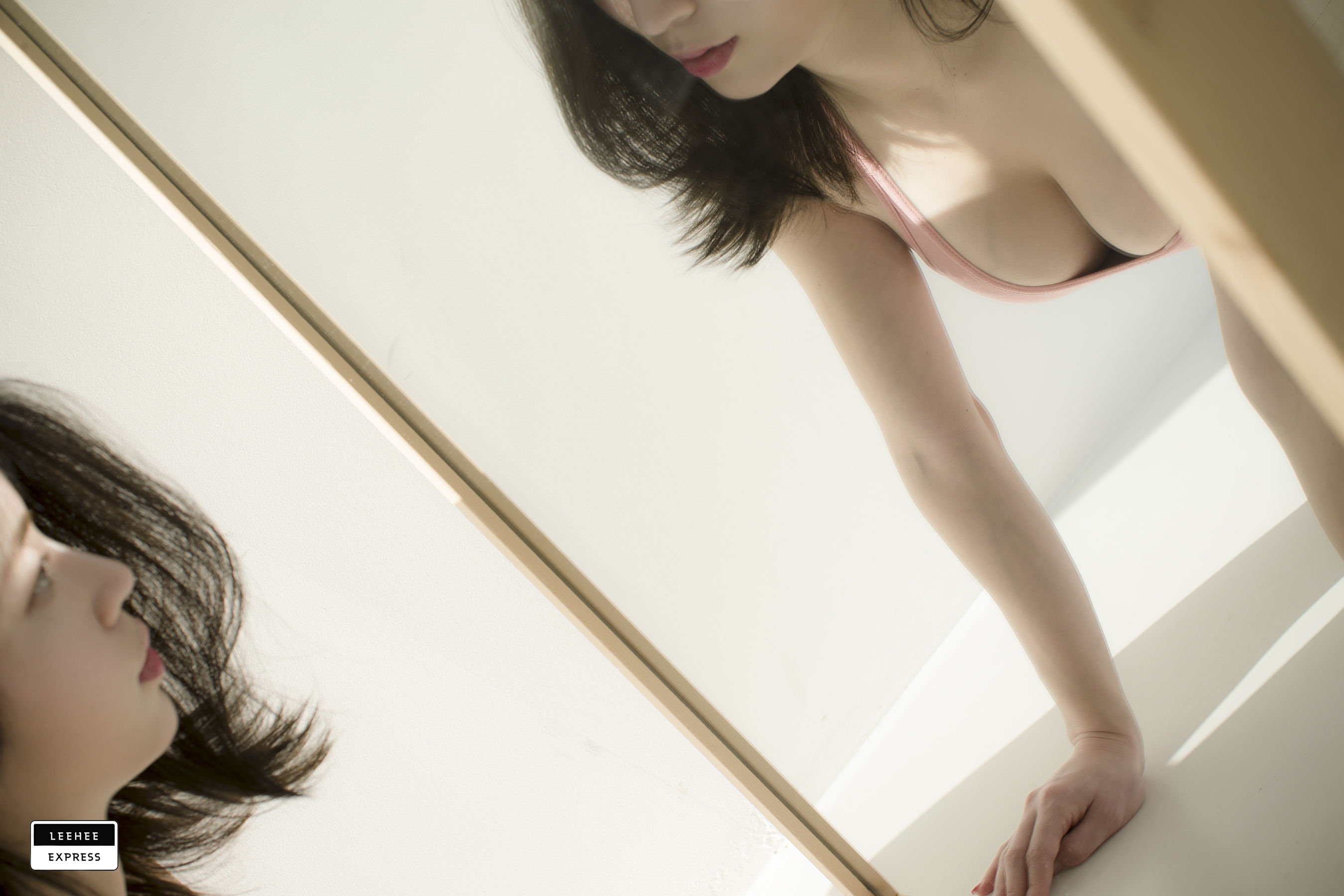 [LEEHEE EXPRESS] LEND-002 - Min.E_第2张