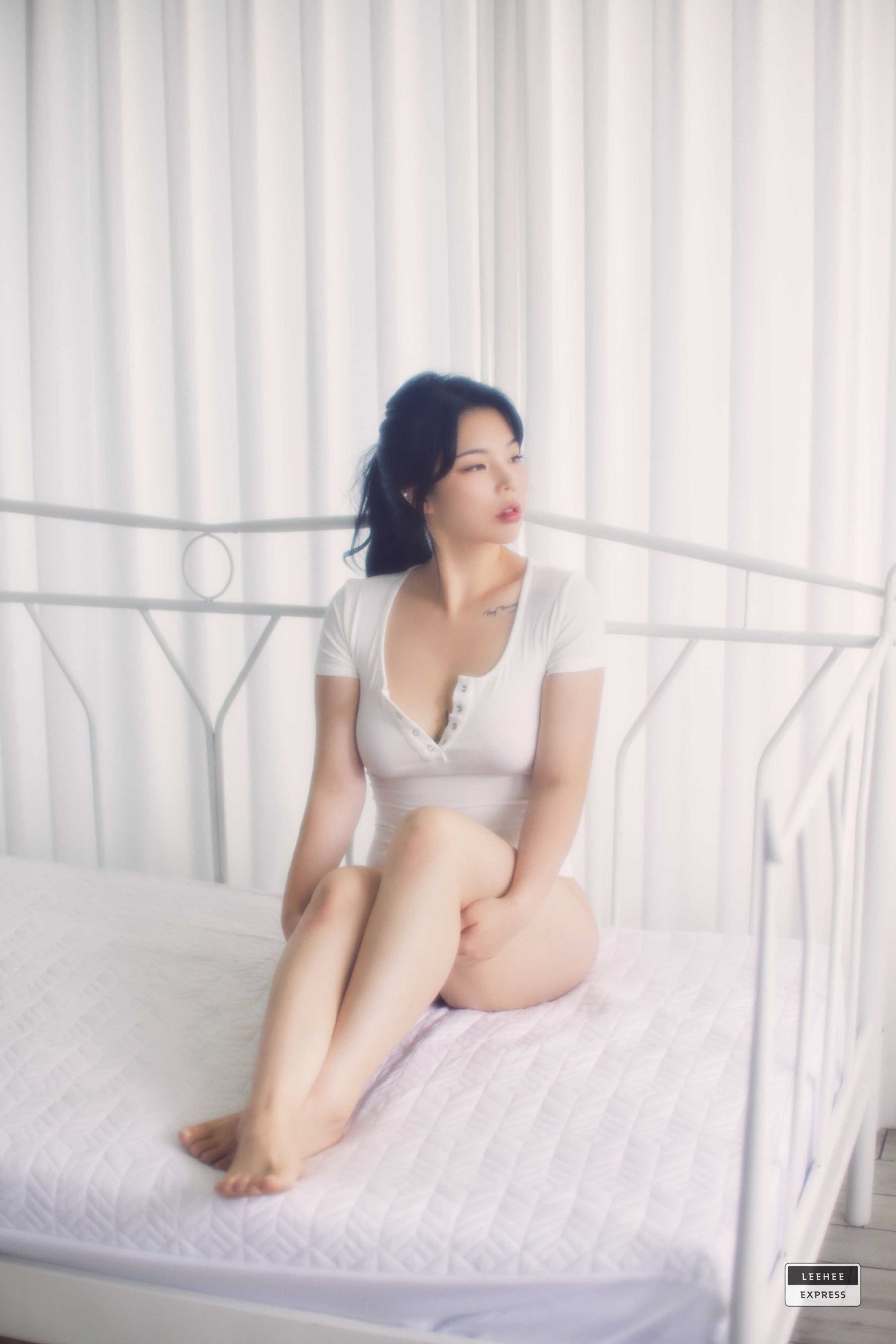 [LEEHEE EXPRESS] LEHF-236 - Futures Model_第1张