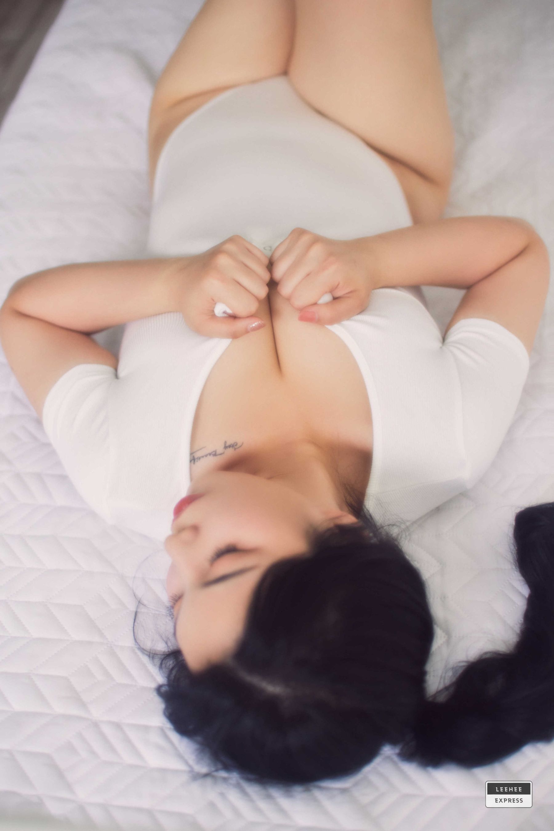 [LEEHEE EXPRESS] LEHF-236 - Futures Model_第4张