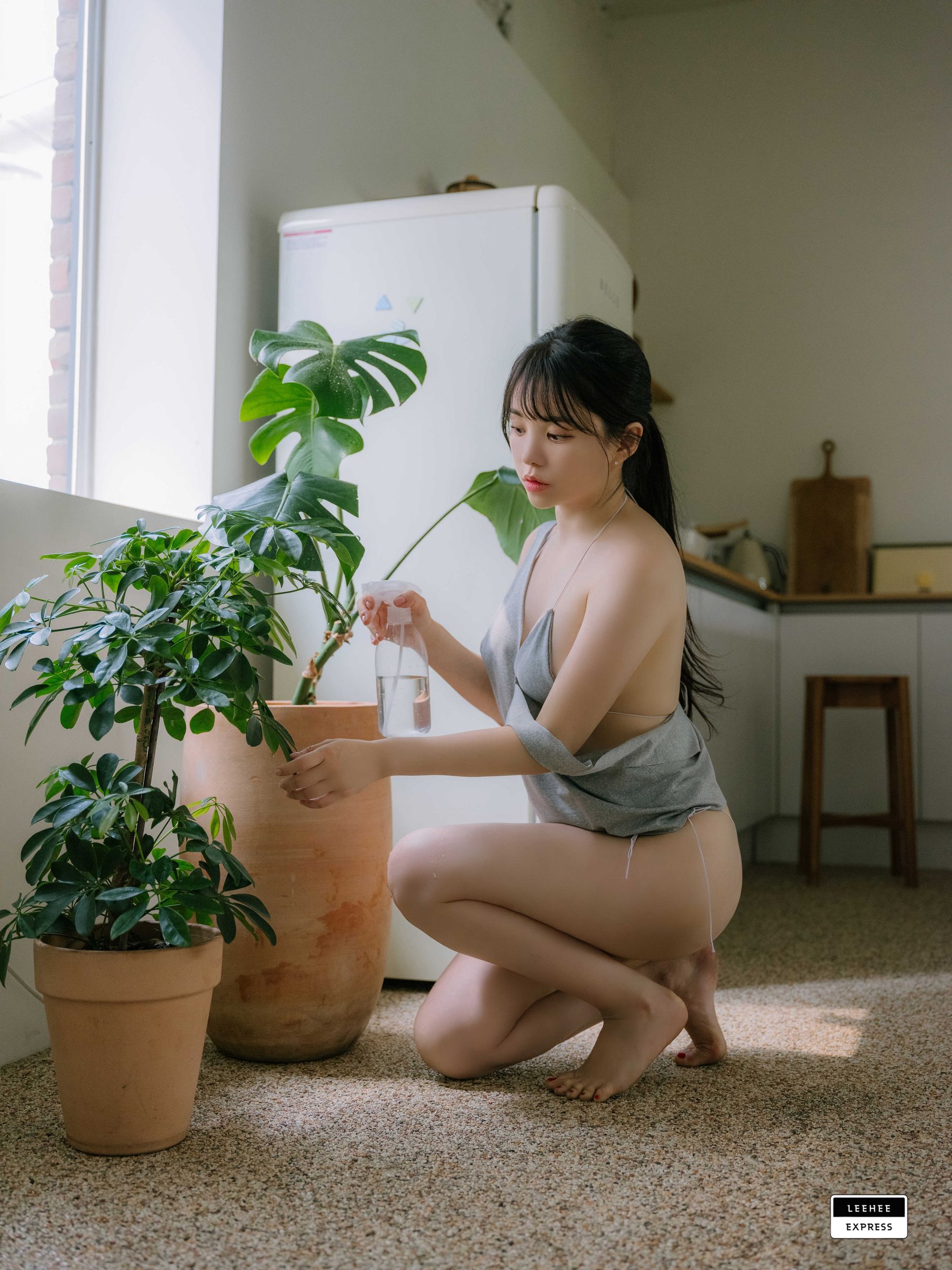 [LEEHEE EXPRESS] LEND-037 - Yuri_第4张