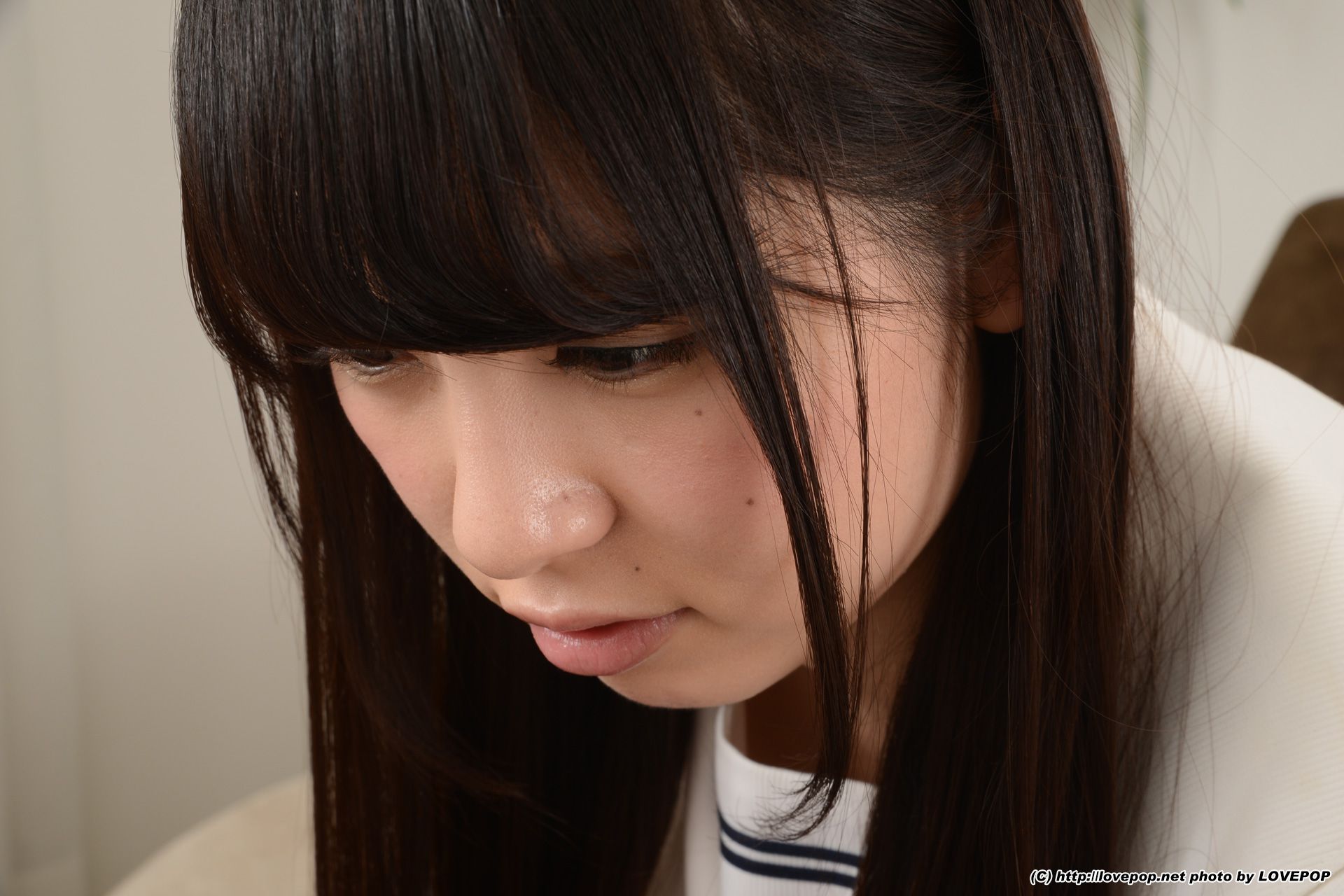 Rena Aoi あおいれな 学生制服 Set4 [LovePop]_第2张