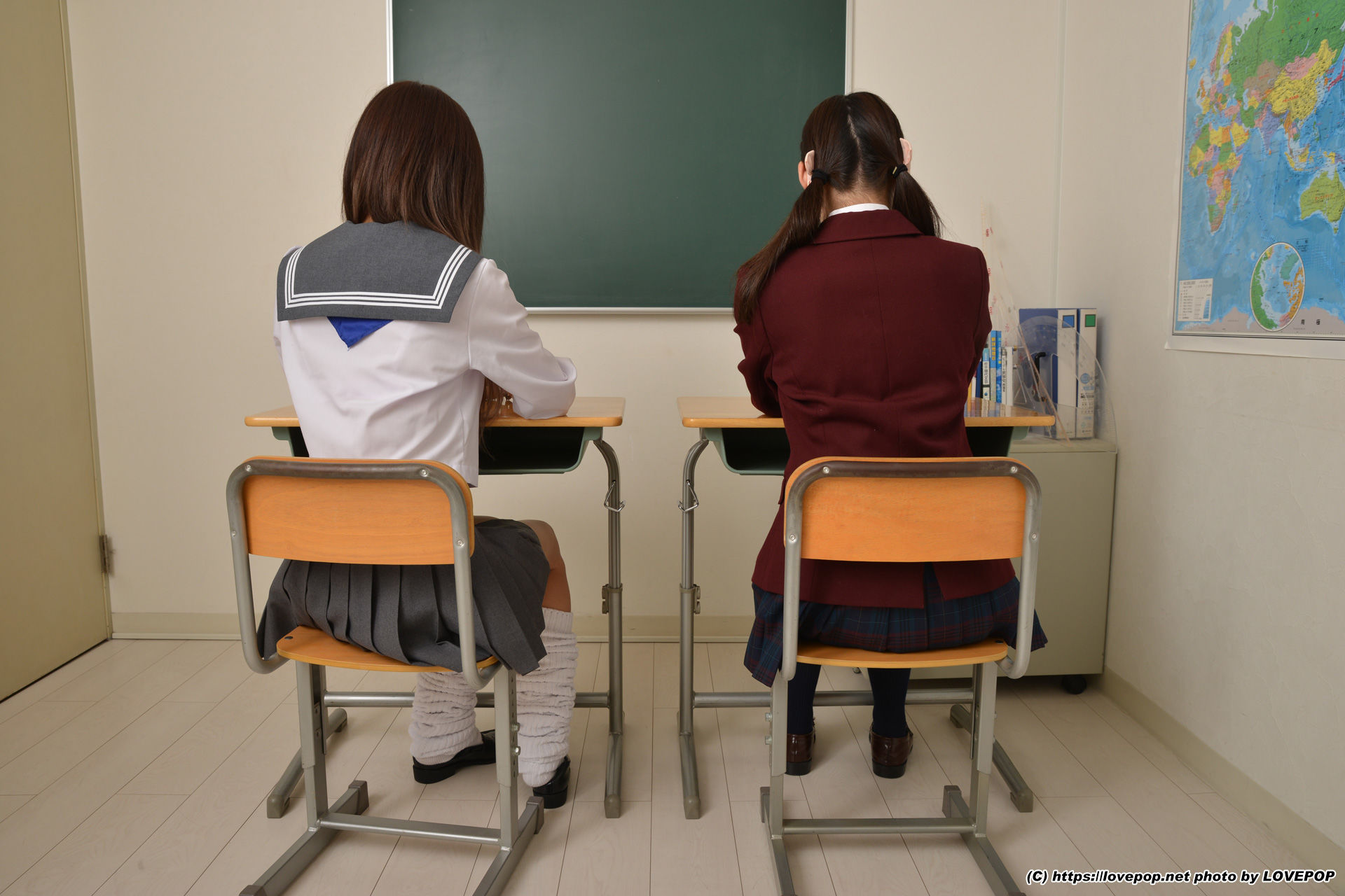 [LOVEPOP] Chiaki Narumi 鳴海千秋 & Aya Hirose 広瀬あや Photoset 01_第1张