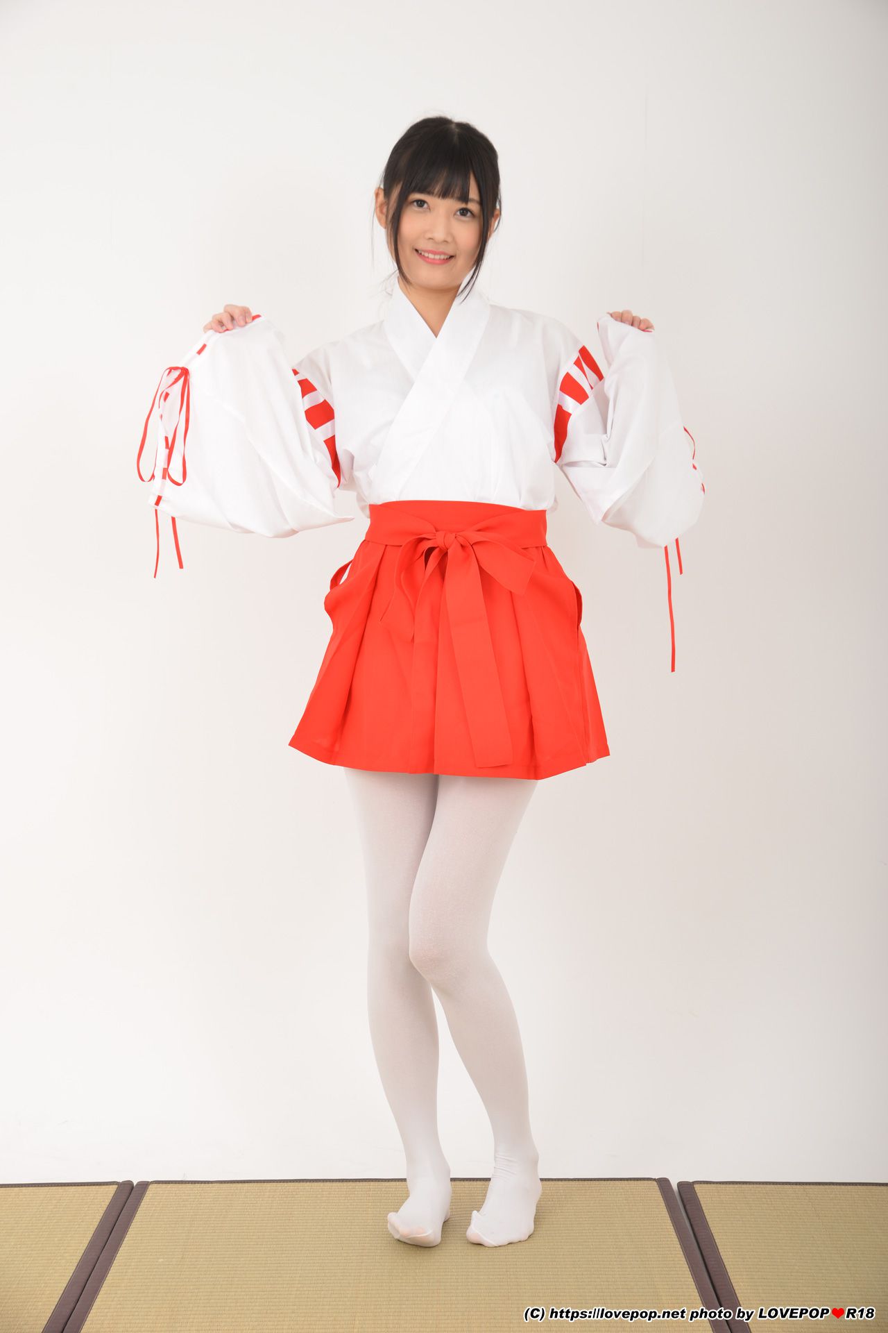 [LOVEPOP] Suzu Yamai 山井すず Photoset 06_第1张