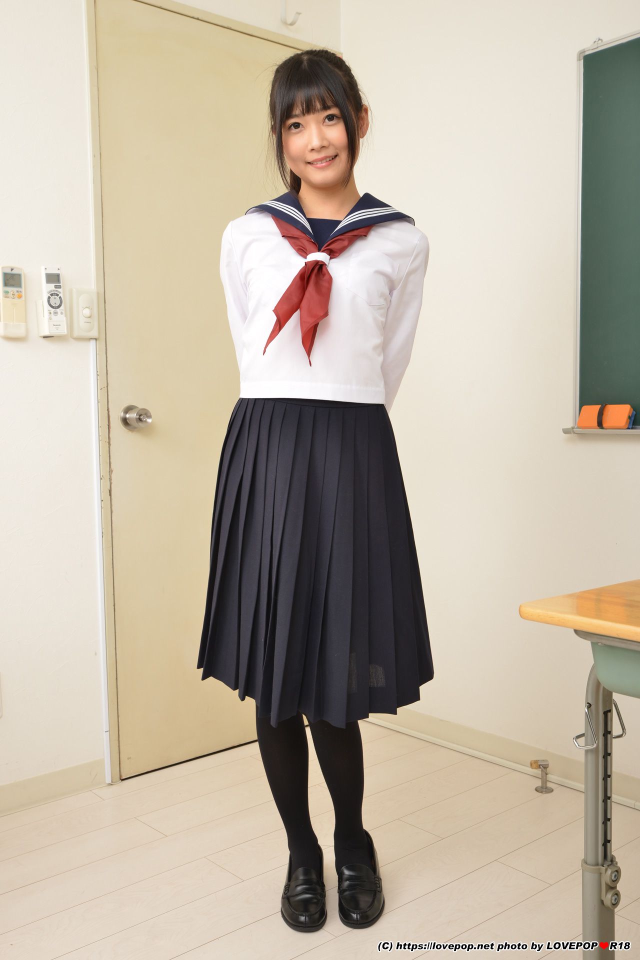 [LOVEPOP] Suzu Yamai 山井すず Photoset 08_第1张