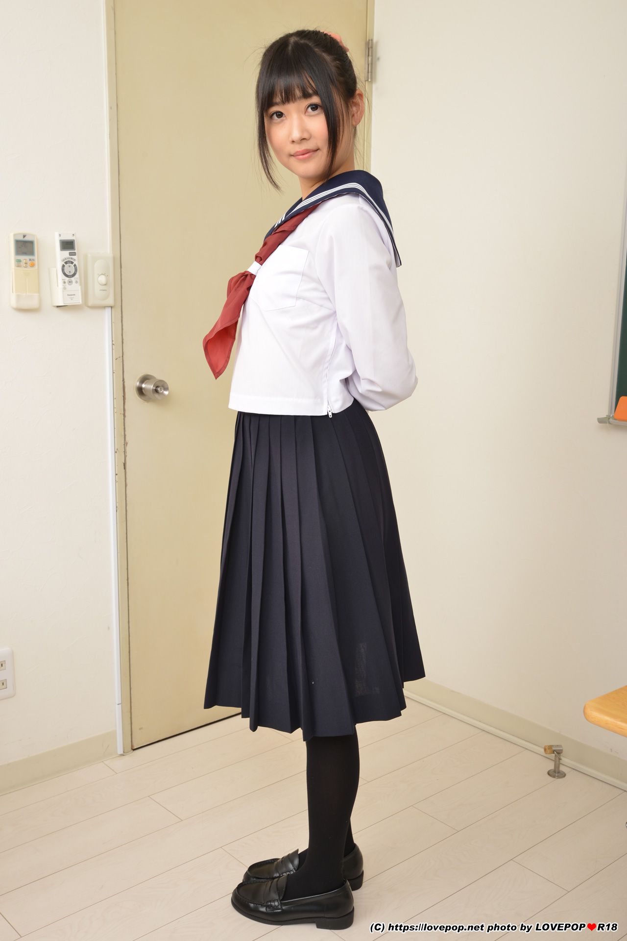 [LOVEPOP] Suzu Yamai 山井すず Photoset 08_第4张