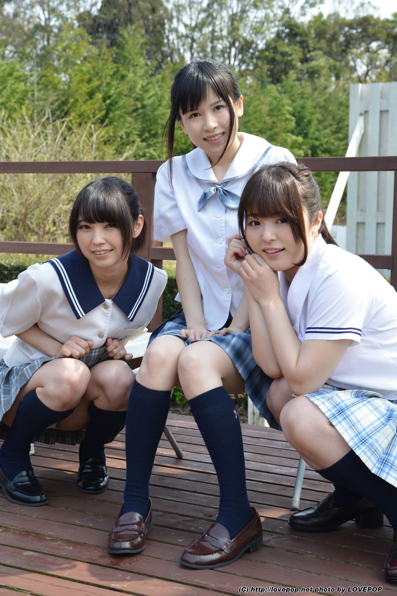 [LOVEPOP] Yua Kuramochi 倉持結愛 & Iku Natsumi 夏海いく& Yuuka Aoyama 青山佑香 Photoset 07_第3张