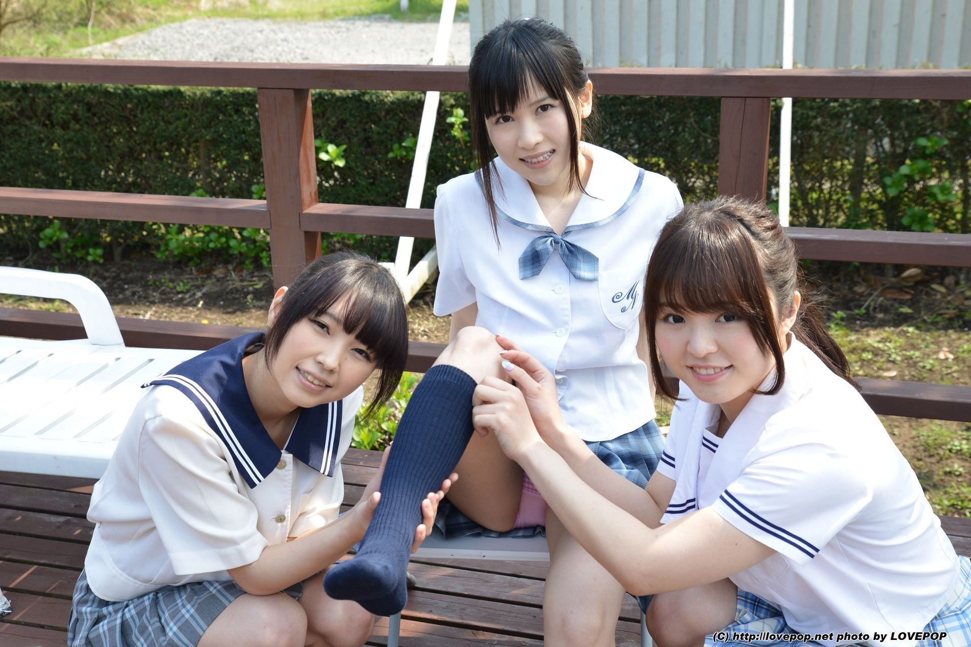 [LOVEPOP] Yua Kuramochi 倉持結愛 & Iku Natsumi 夏海いく& Yuuka Aoyama 青山佑香 Photoset 07_第4张