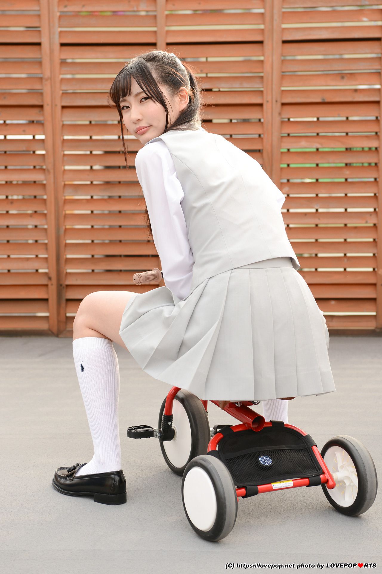 [LOVEPOP] Aika Usagi 宇佐木あいか Photoset 05_第3张