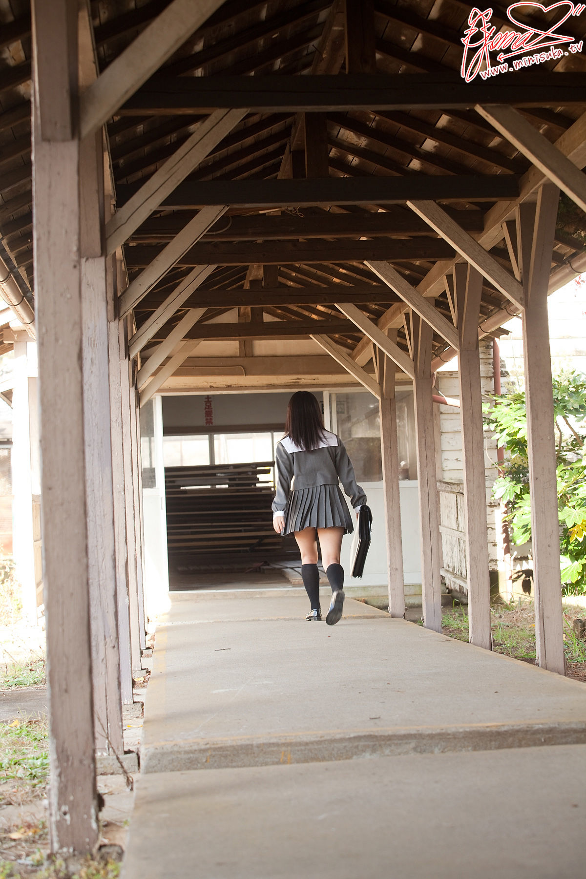 西永彩奈 Ayana Nishinaga 第一部 [Minisuka.tv]_第2张