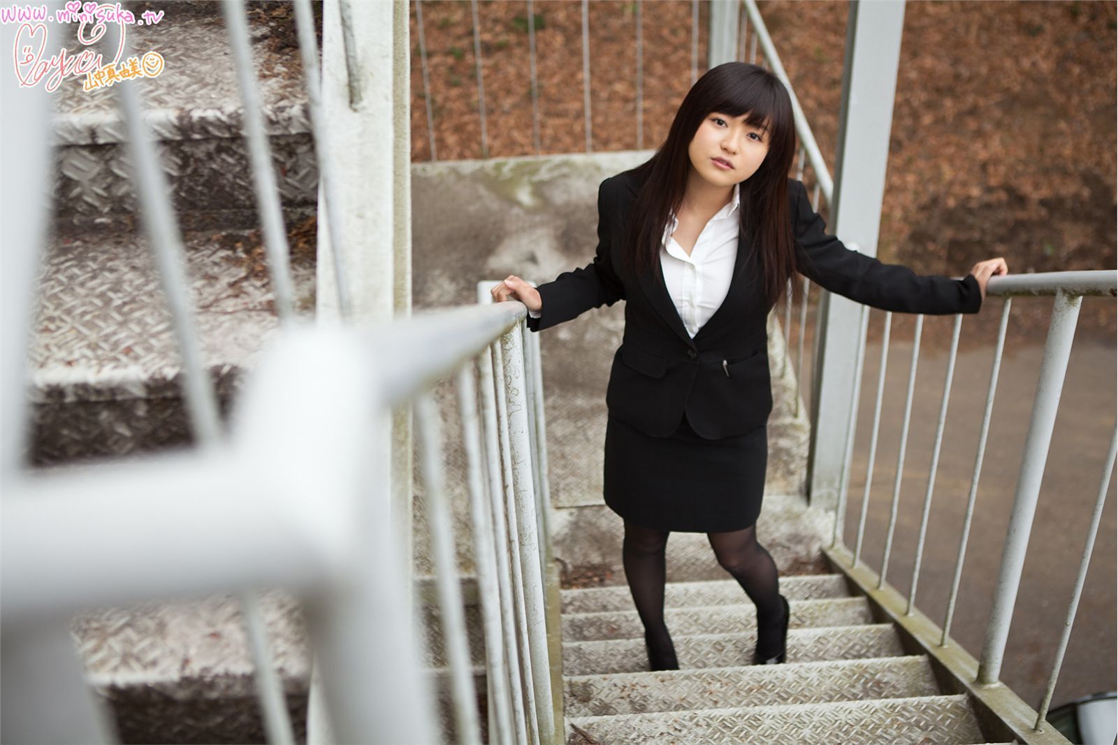 山中真由美 第七部《黑丝女教师系列》 [Minisuka.tv] Stage2 Gallery Kana_第1张