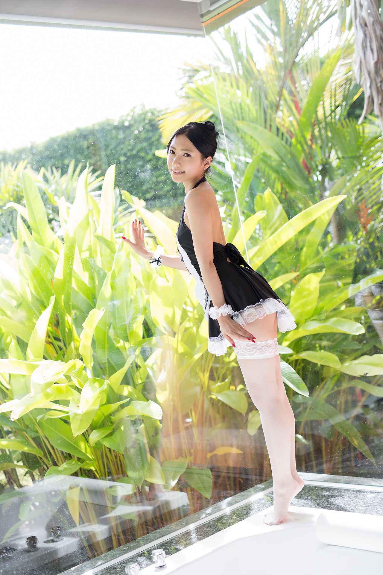 三田羽衣《白丝女仆诱惑》 [Minisuka.tv]_第1张