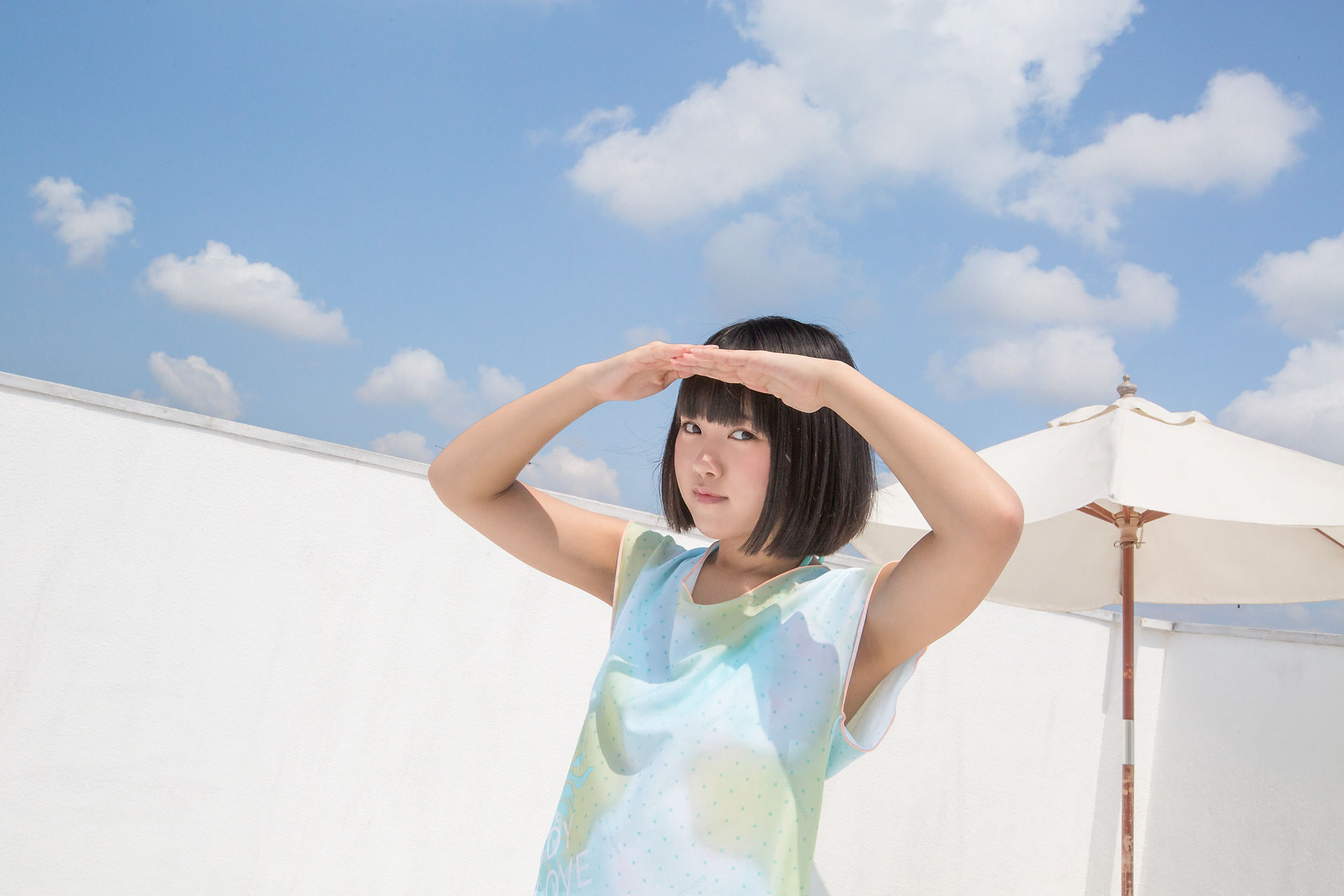 香月りお《阳光下的小萝莉》 [Minisuka.tv]_第3张