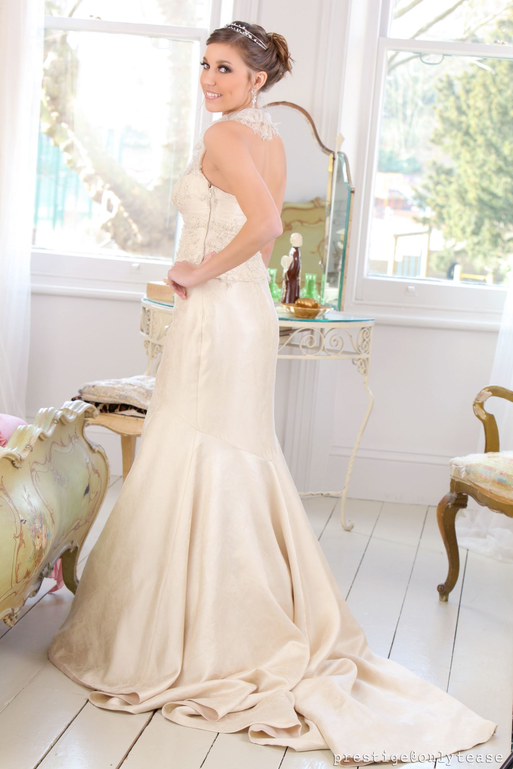 [OnlyTease] Ava Watts 婚纱诱惑_第5张