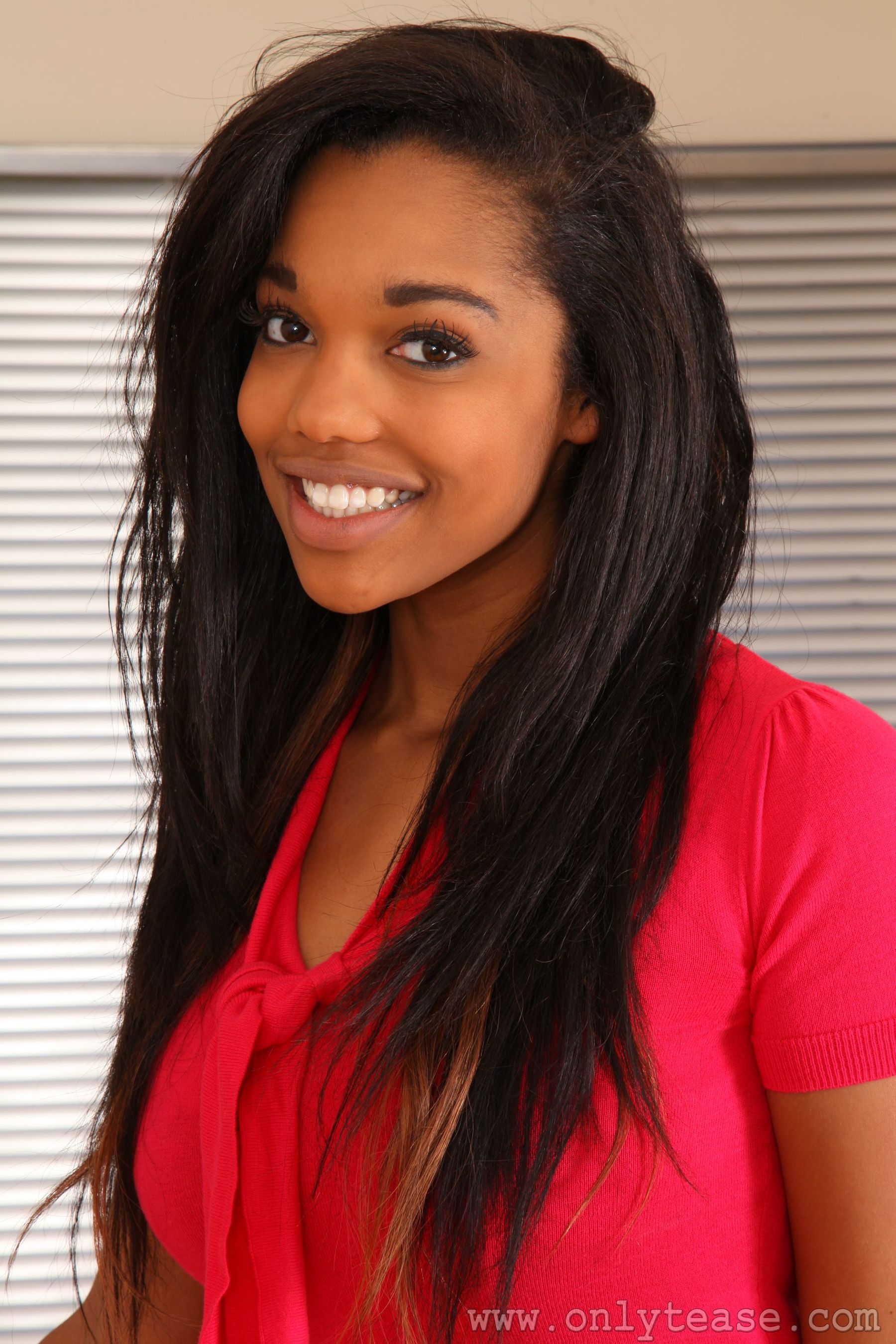 Rehea《黑丝黑美人》 [OnlyTease]_第3张