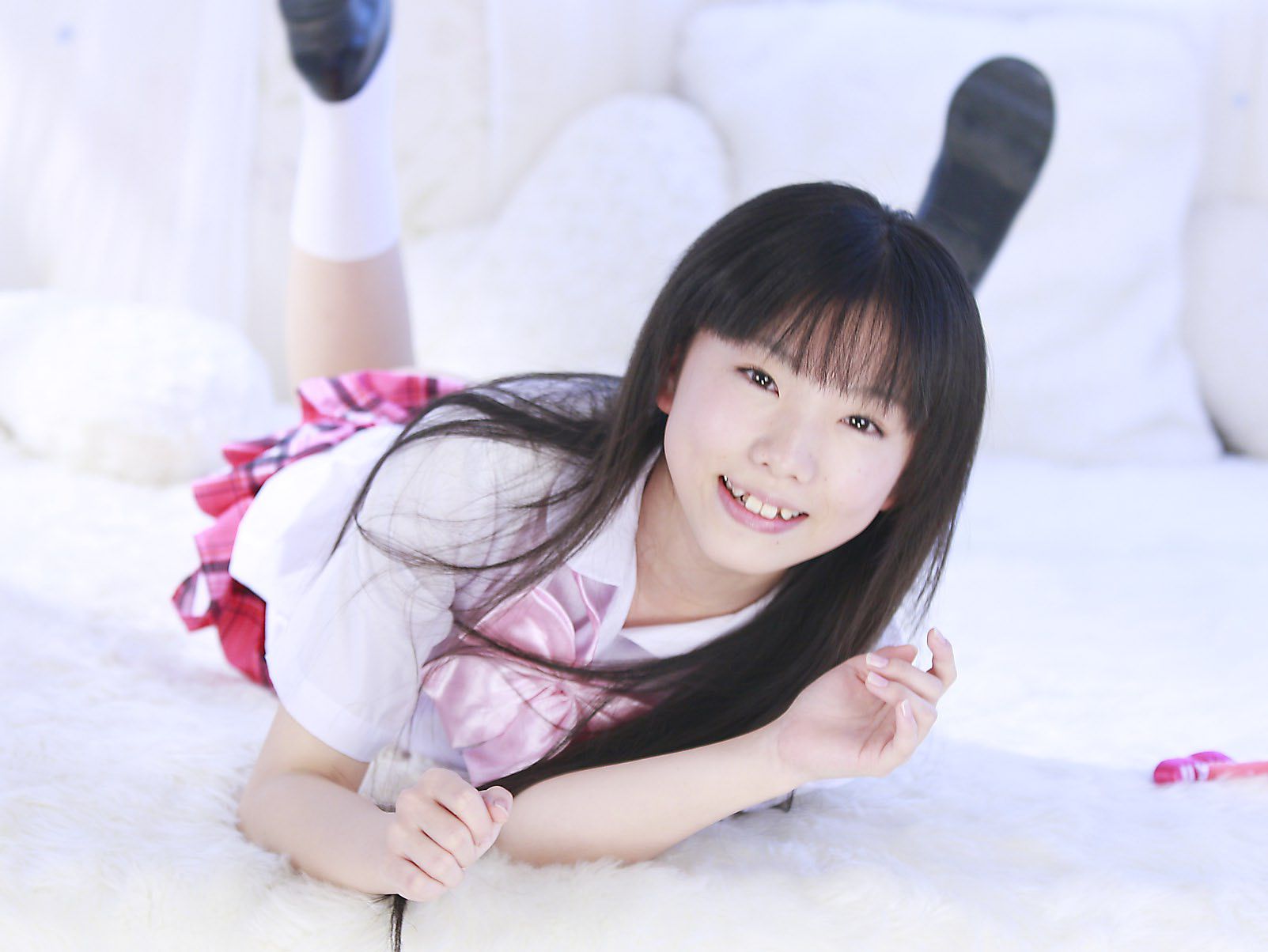 山本有沙《ガールズダイアリー ベッドルーム 有沙》[PB]_第2张