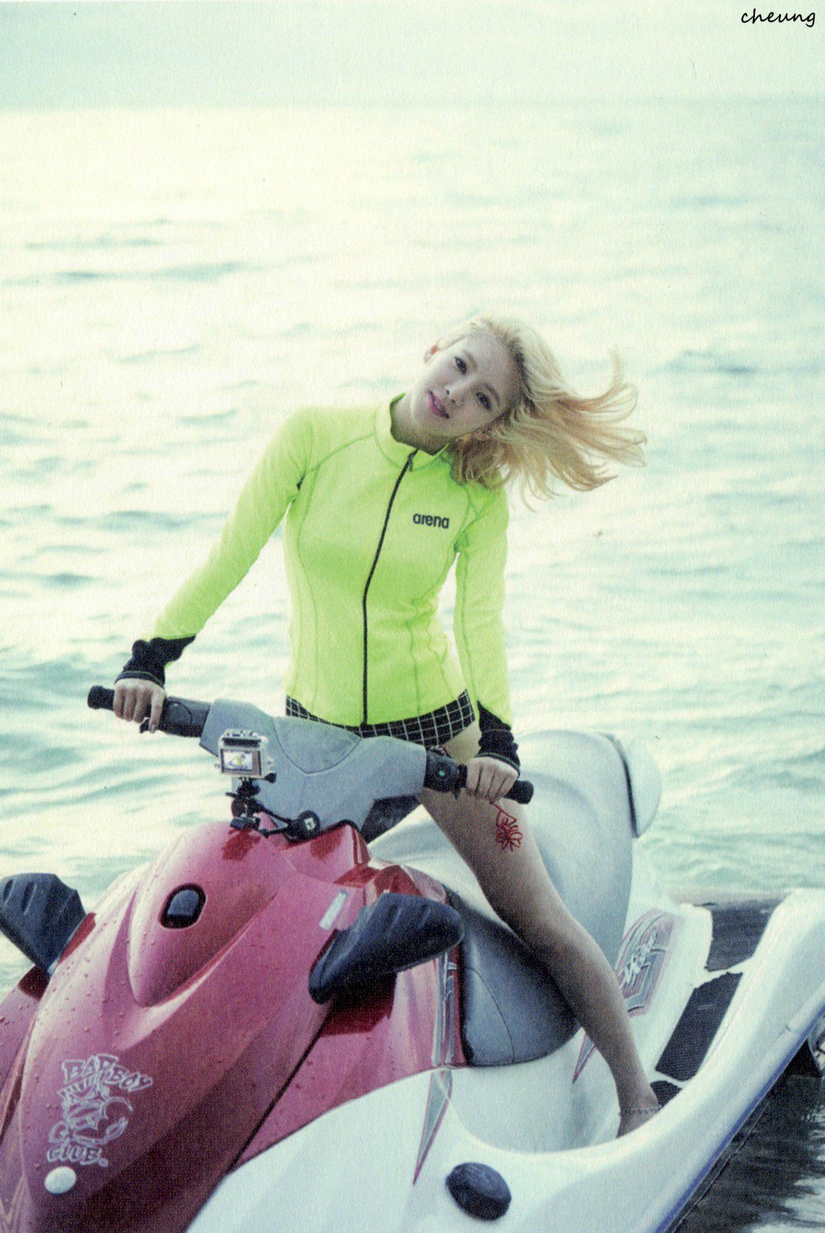 Girls  Generation 少女时代 《Party》 [PB]_第4张