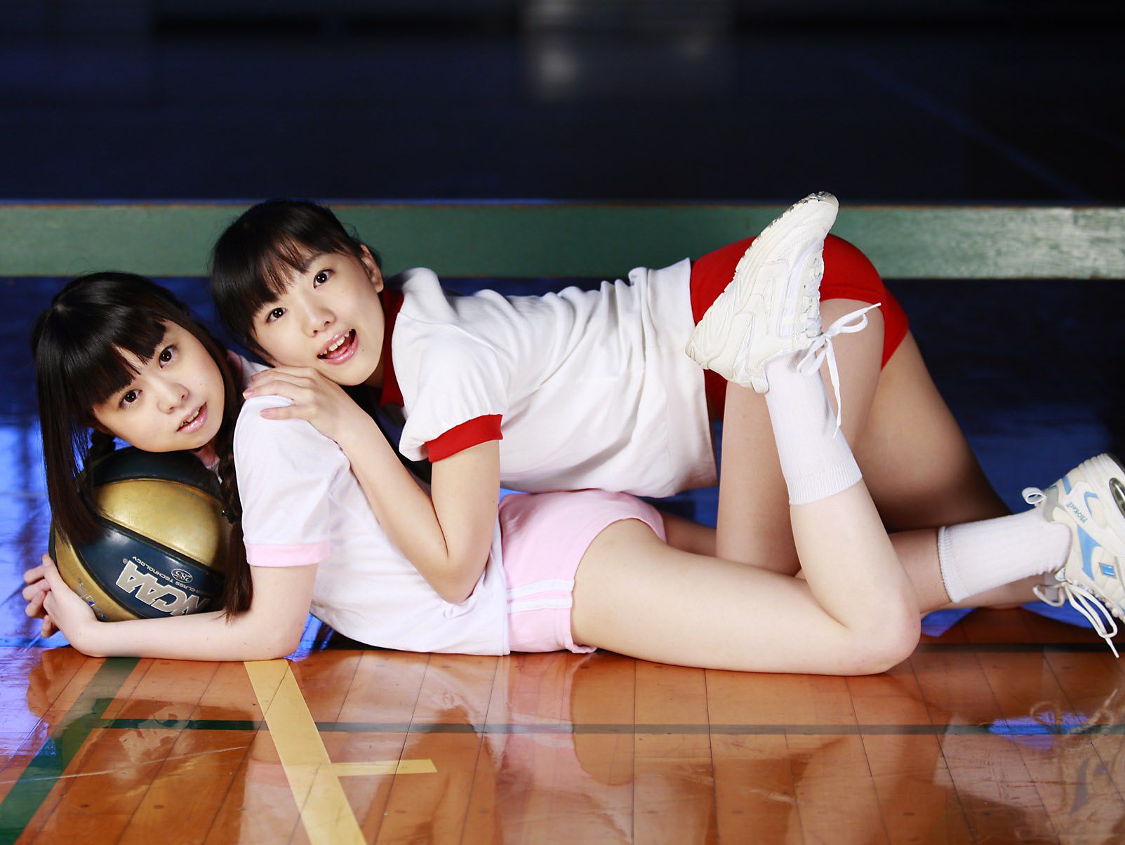 山本麻里菜、山本有沙 《ガールズダイアリー ドキドキ 有沙＆まりな》 [PB]_第4张