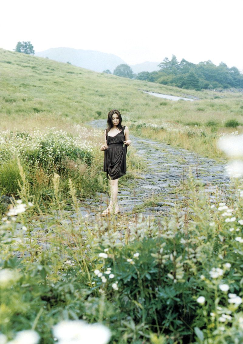 周防玲子《Chamomile》 [PB]_第4张