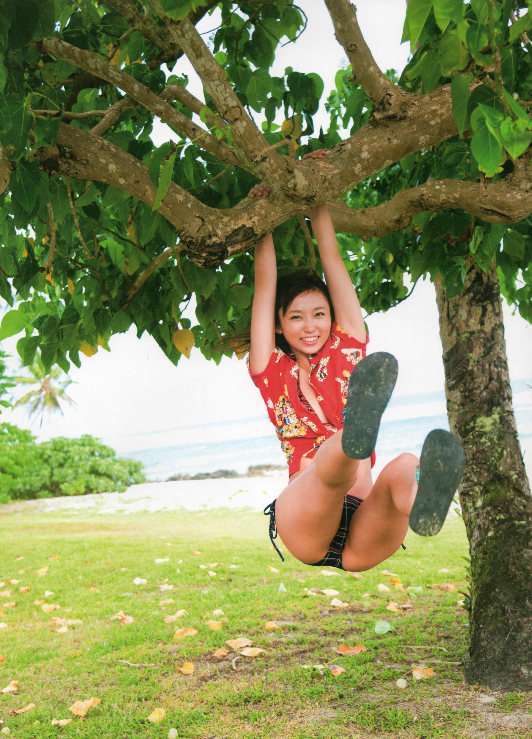 吉木りさ 《Heaven》 [PhotoBook]_第4张