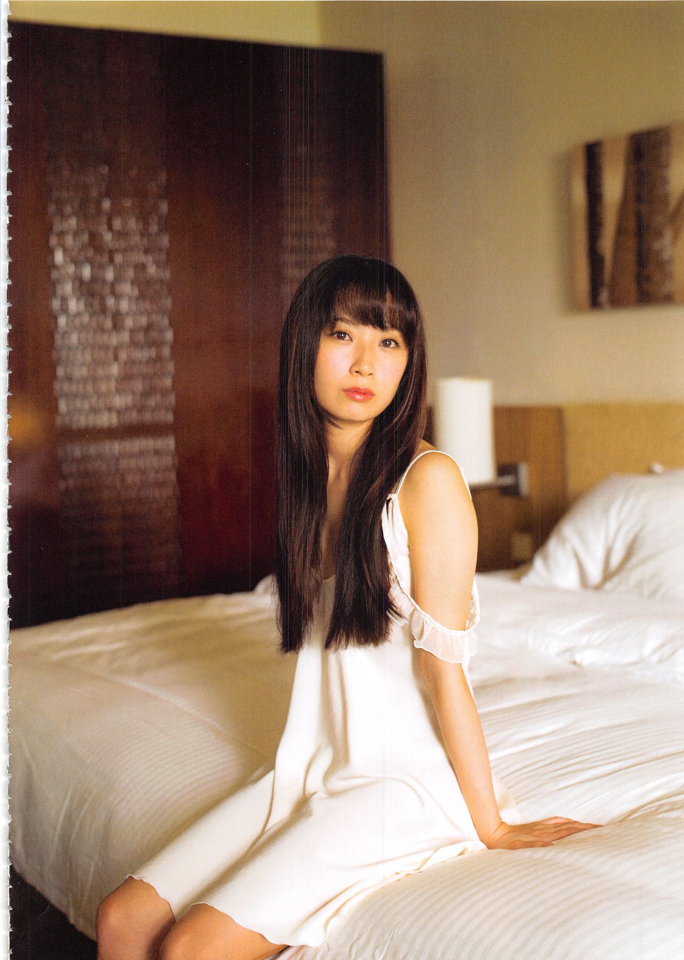 高柳明音《Churi》 [Photobook]_第2张