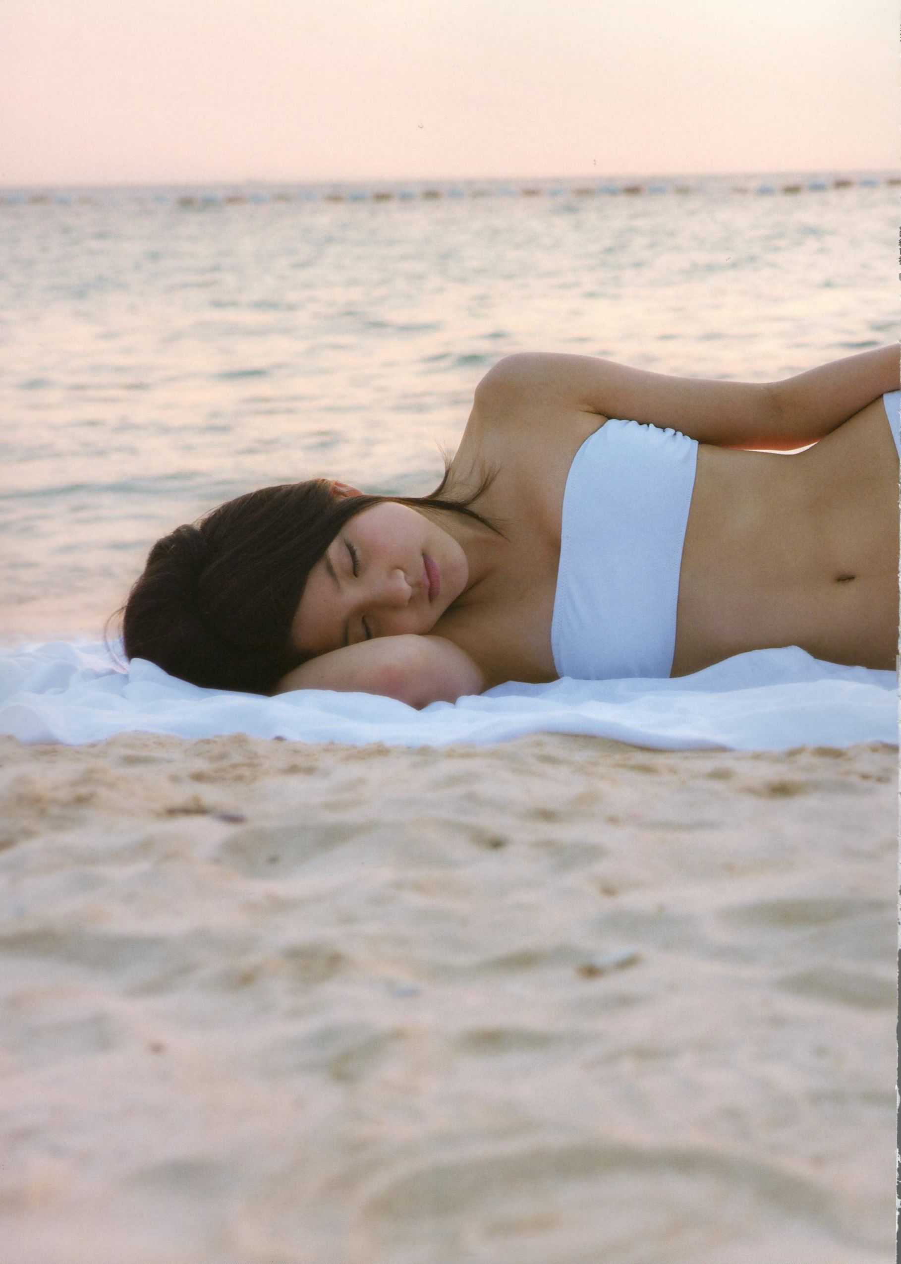 川岛海荷《Umikaze》 [PhotoBook]_第4张