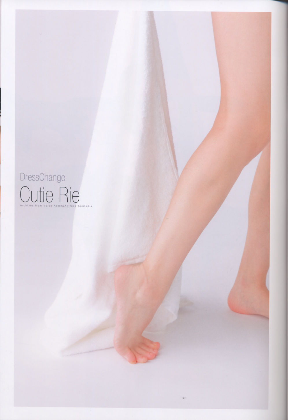 田中理惠《彩リエ Irodo Ri E》 [PhotoBook]_第4张