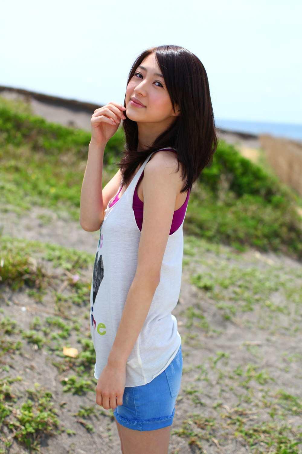 逢沢りな Colorful Days PB 写真集_第4张