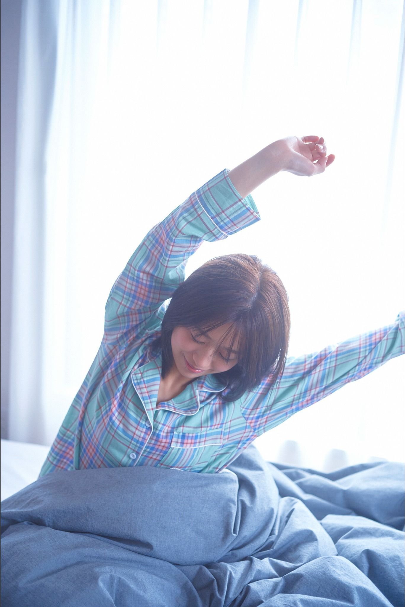 [photobook] Ayana Shinozaki 篠崎彩奈 - Ayanan of that day その日のあやなん_第2张