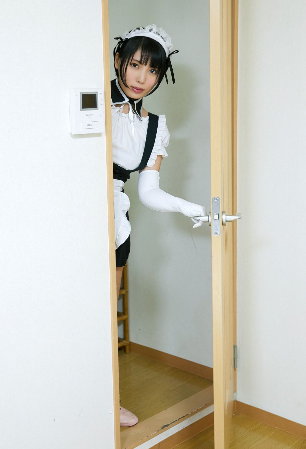 [photobook] Kaoru Yasui 安位薫 - Do you want to be called Master... ご主人様って呼ばれたい･･･ですか？_第2张