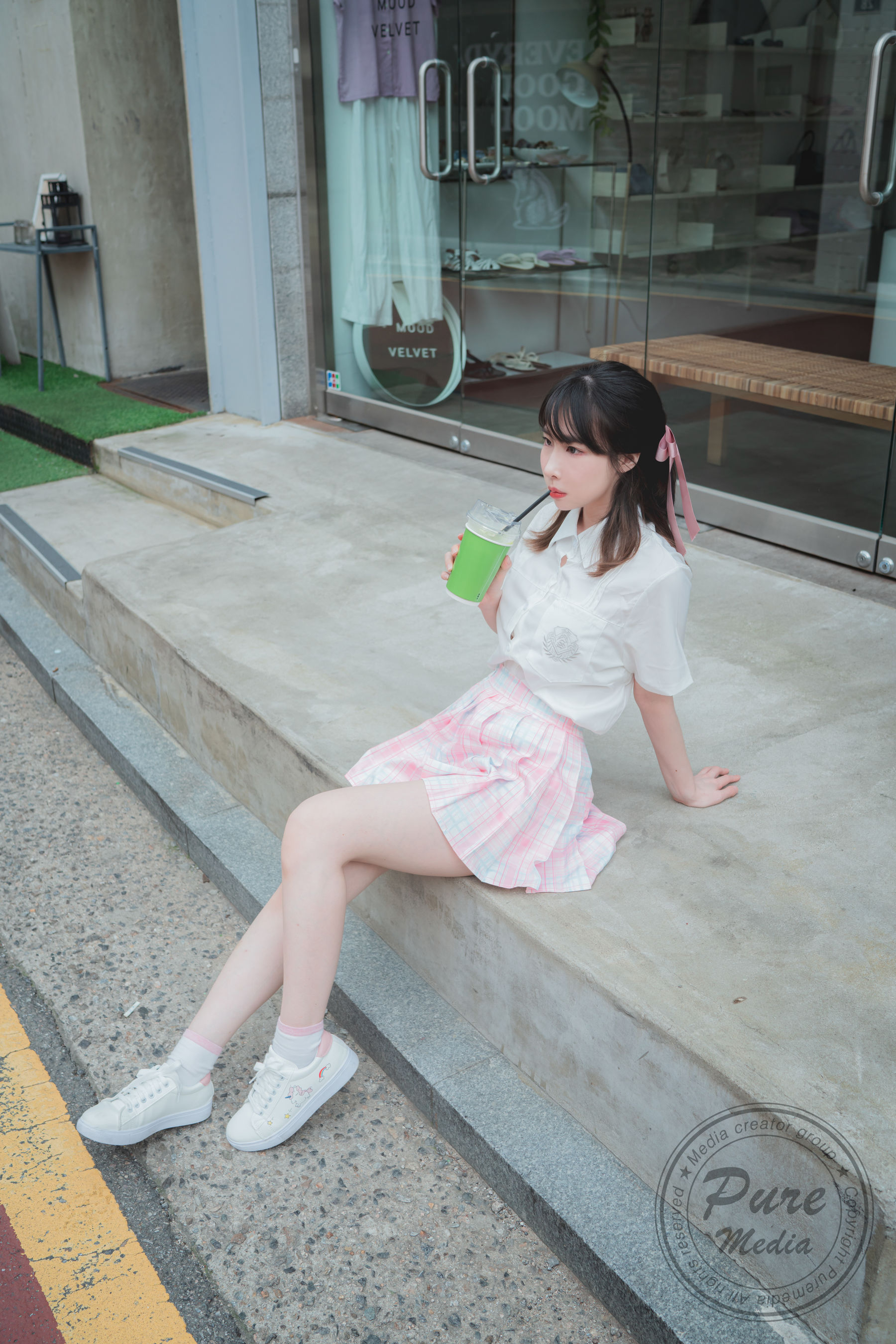 [PURE MEDIA] Vol.187 - Uhye_第3张