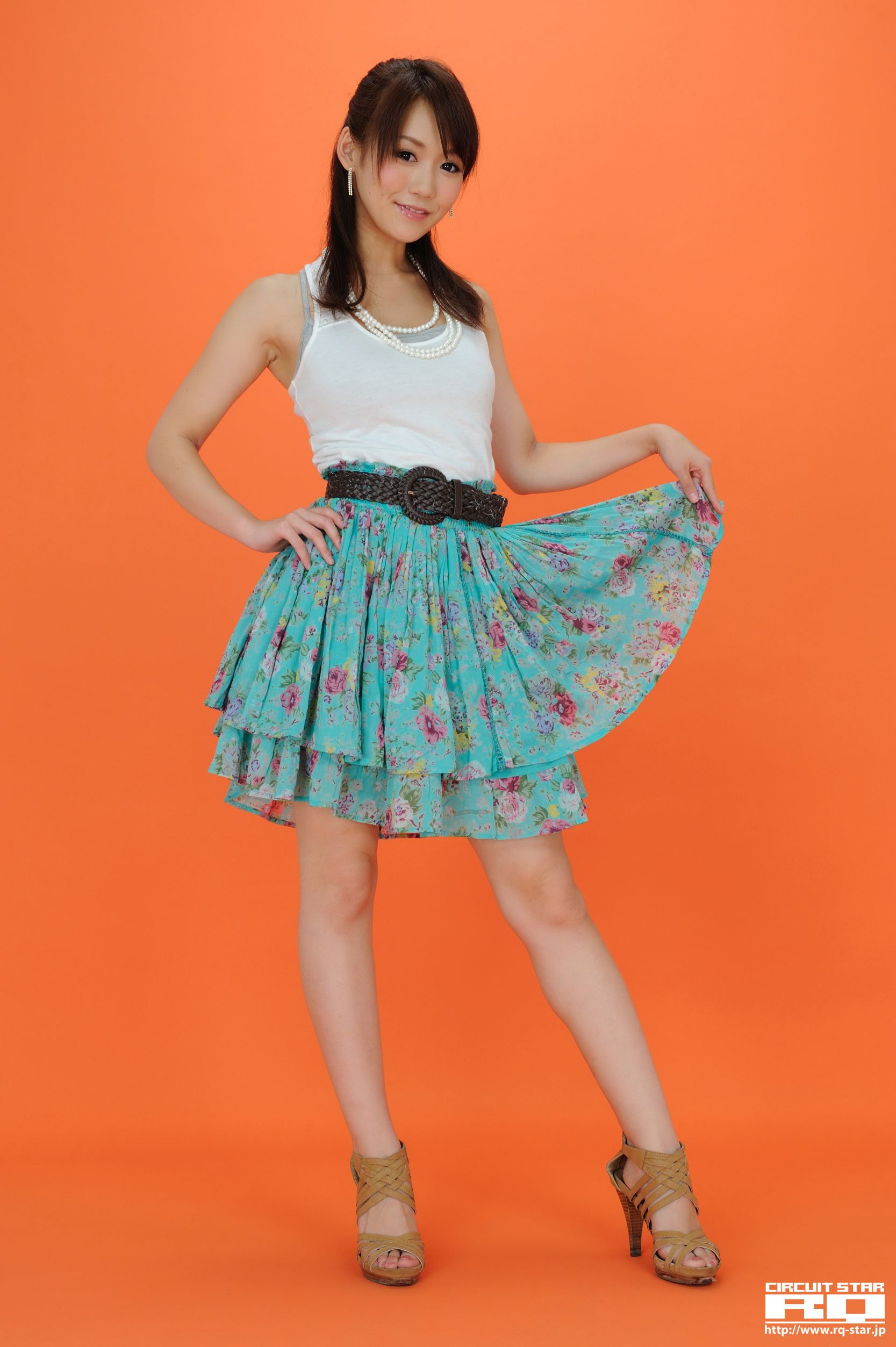 [RQ-STAR] NO.00534 Yumi 優実 Private Dress 写真集_第3张