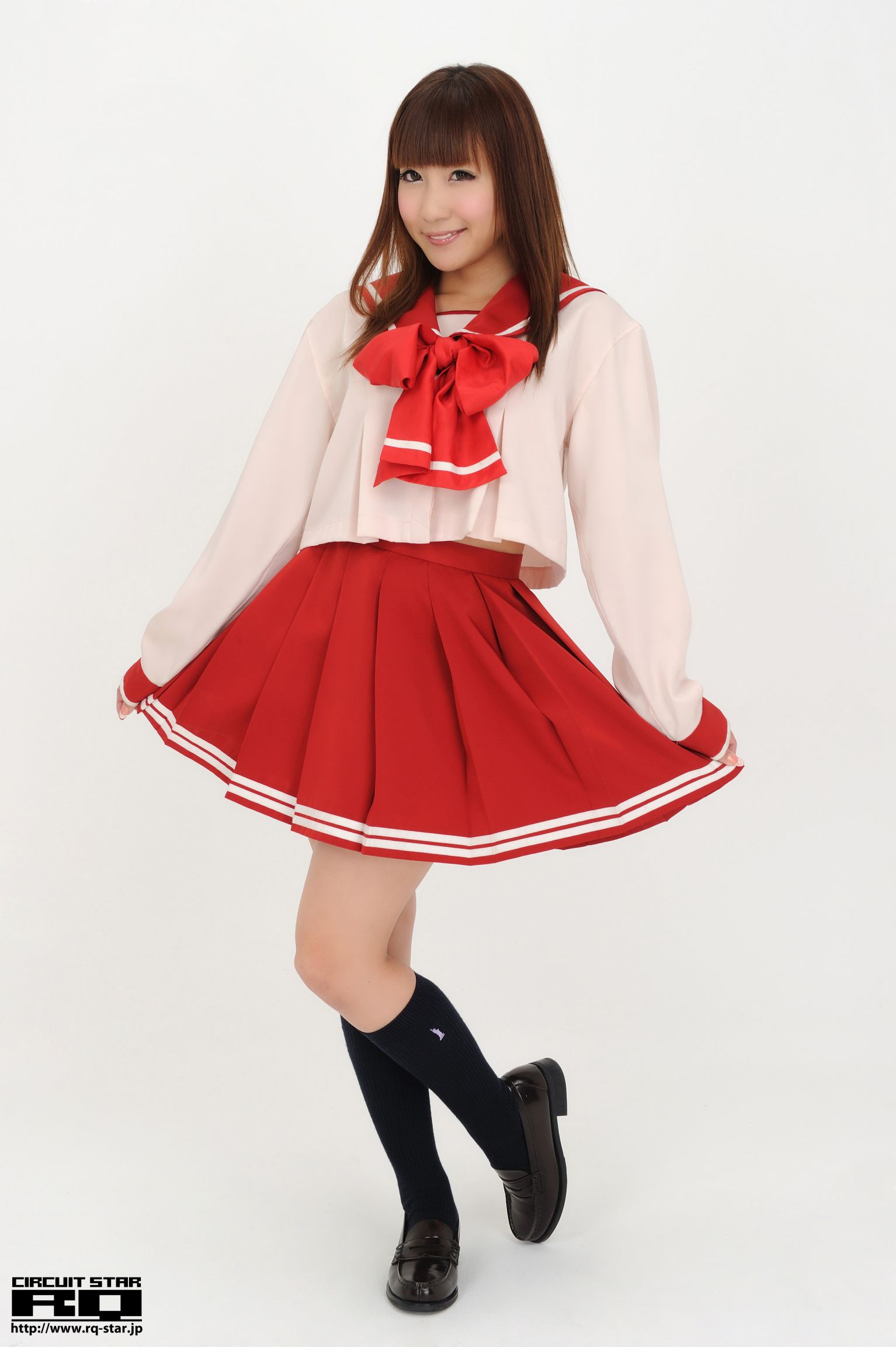 [RQ-STAR] NO.00578 Chihiro Akiha 秋葉ちひろ High School Girl 写真集_第2张