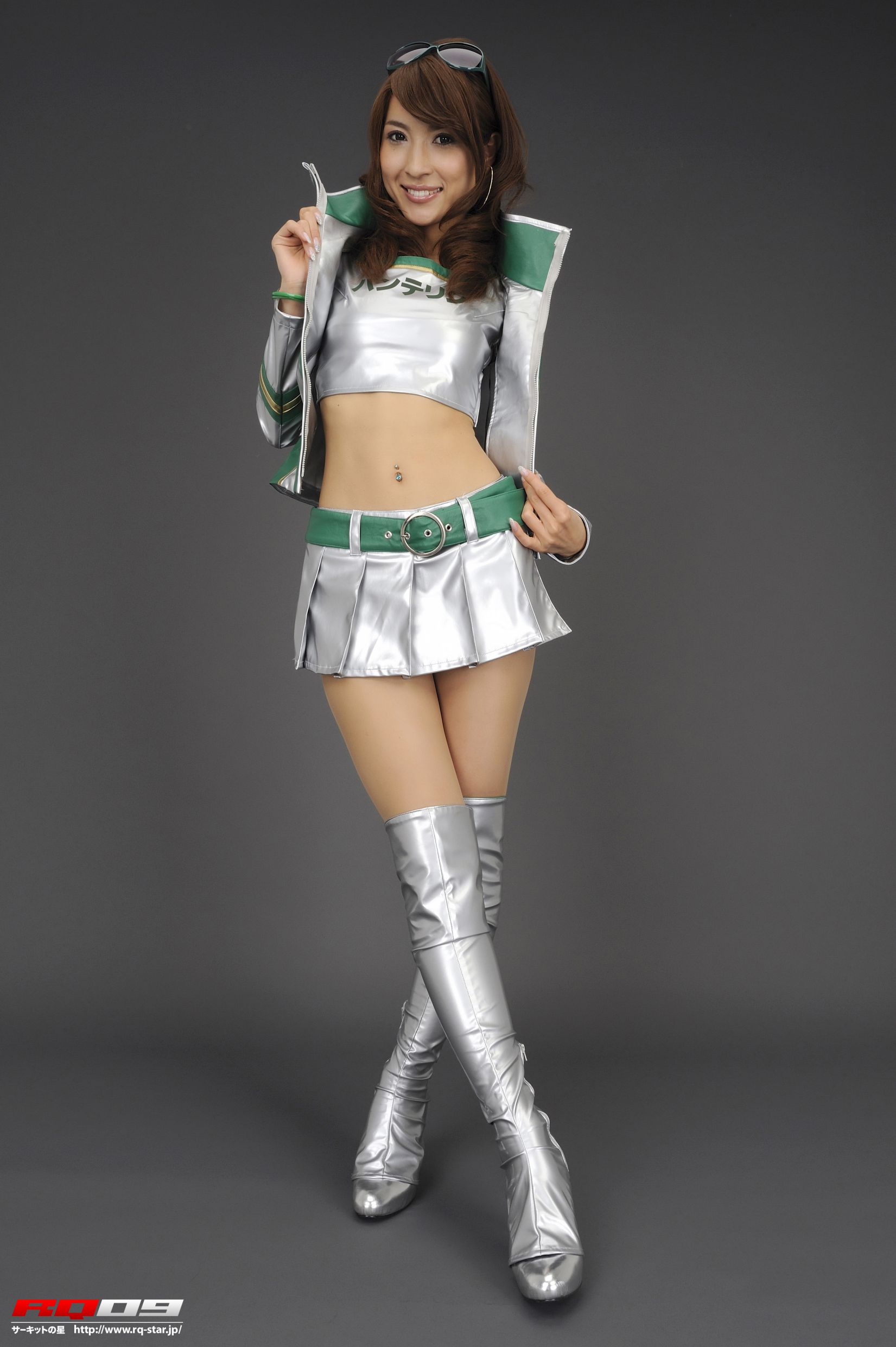 [RQ-STAR] NO.00151 高橋千咲姫 Race Queen 写真集_第3张