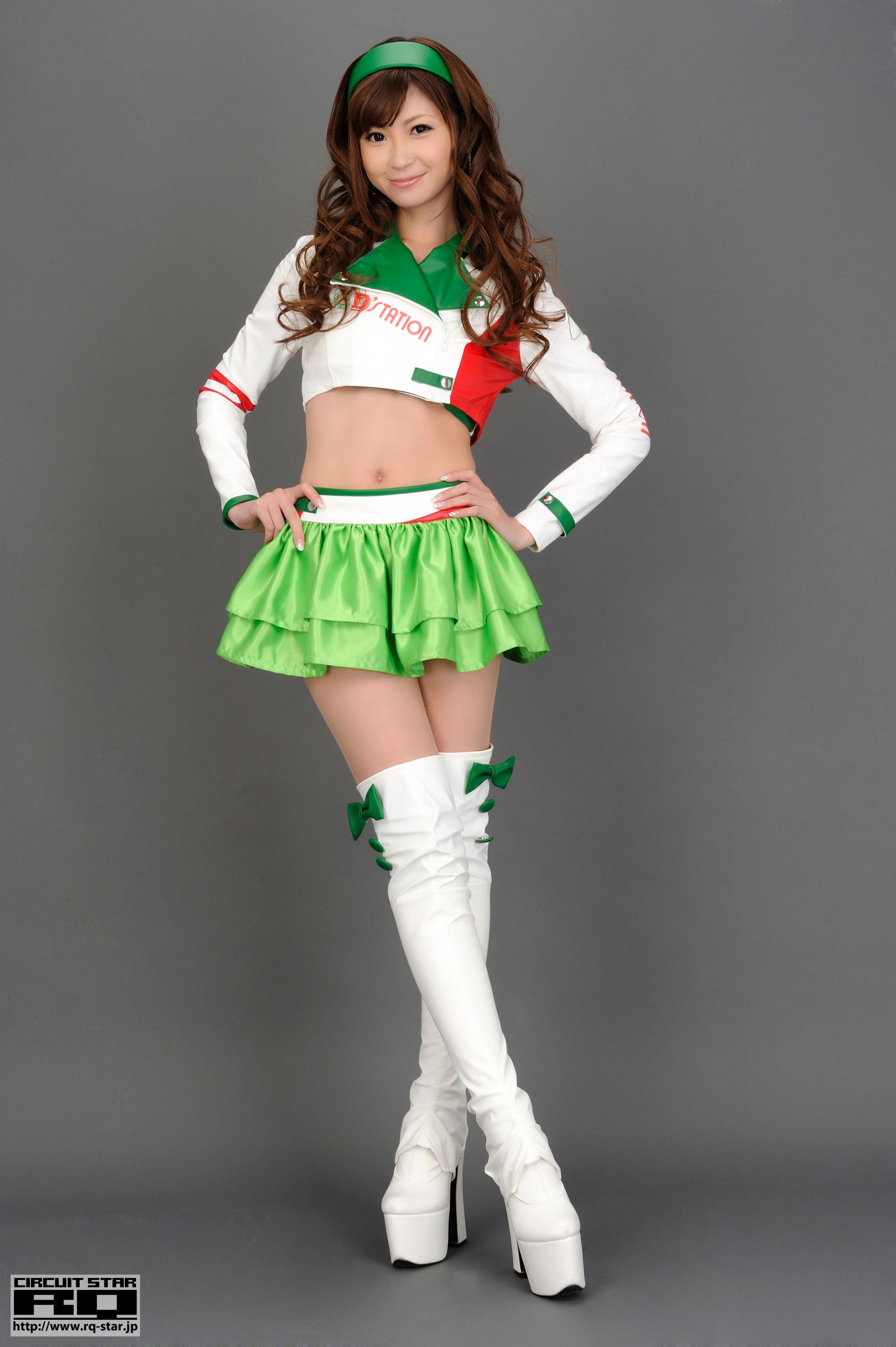 [RQ-STAR] NO.00714 佐崎愛里 Race Queen 赛车女郎 写真集_第2张