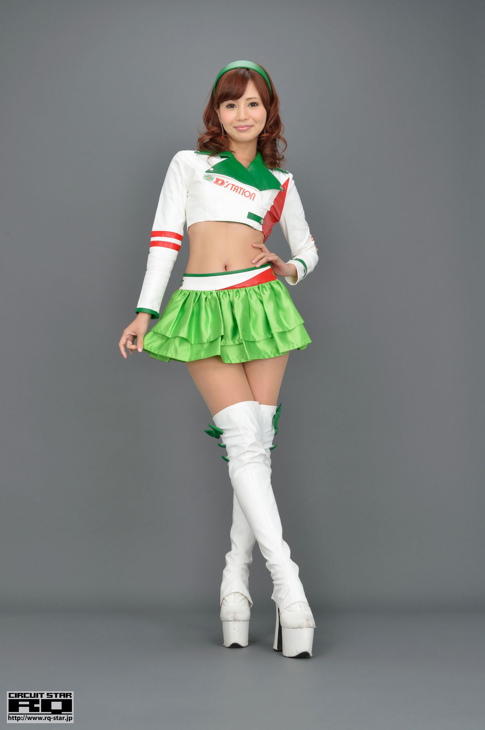 [RQ-STAR] NO.00742 安藤ちひろ Race Queen 赛车女郎 写真集_第1张