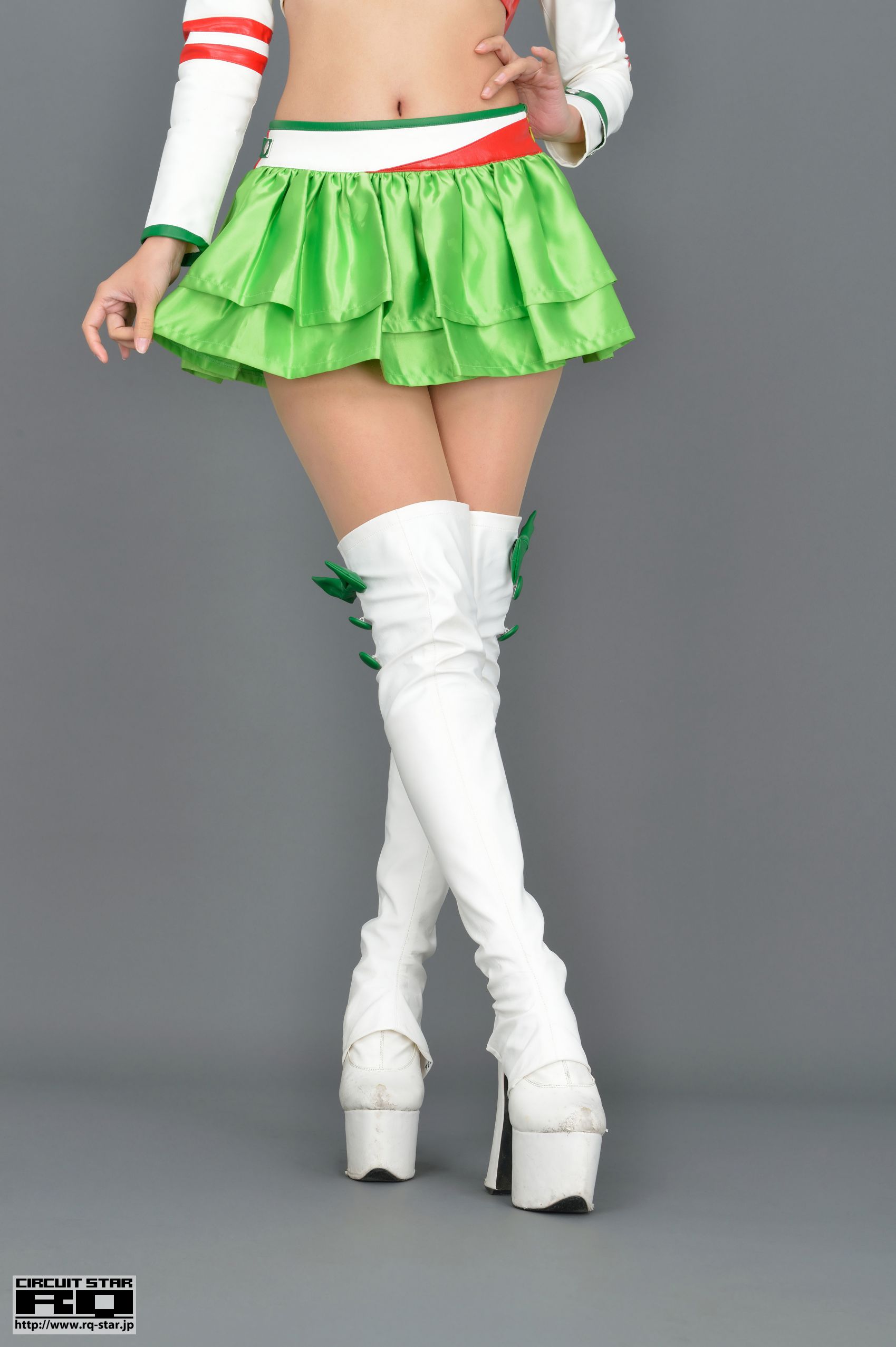 [RQ-STAR] NO.00742 安藤ちひろ Race Queen 赛车女郎 写真集_第2张