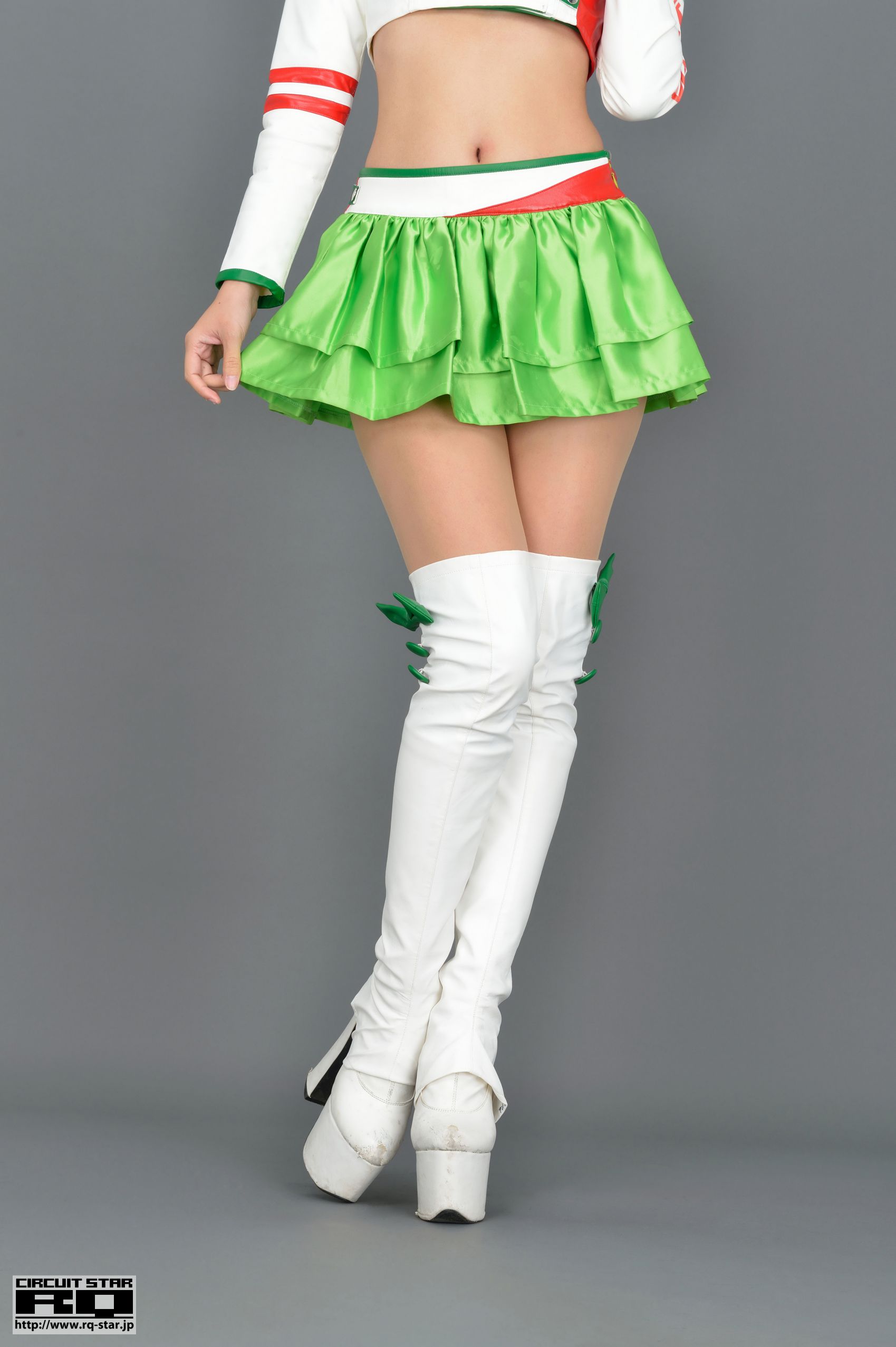 [RQ-STAR] NO.00742 安藤ちひろ Race Queen 赛车女郎 写真集_第4张