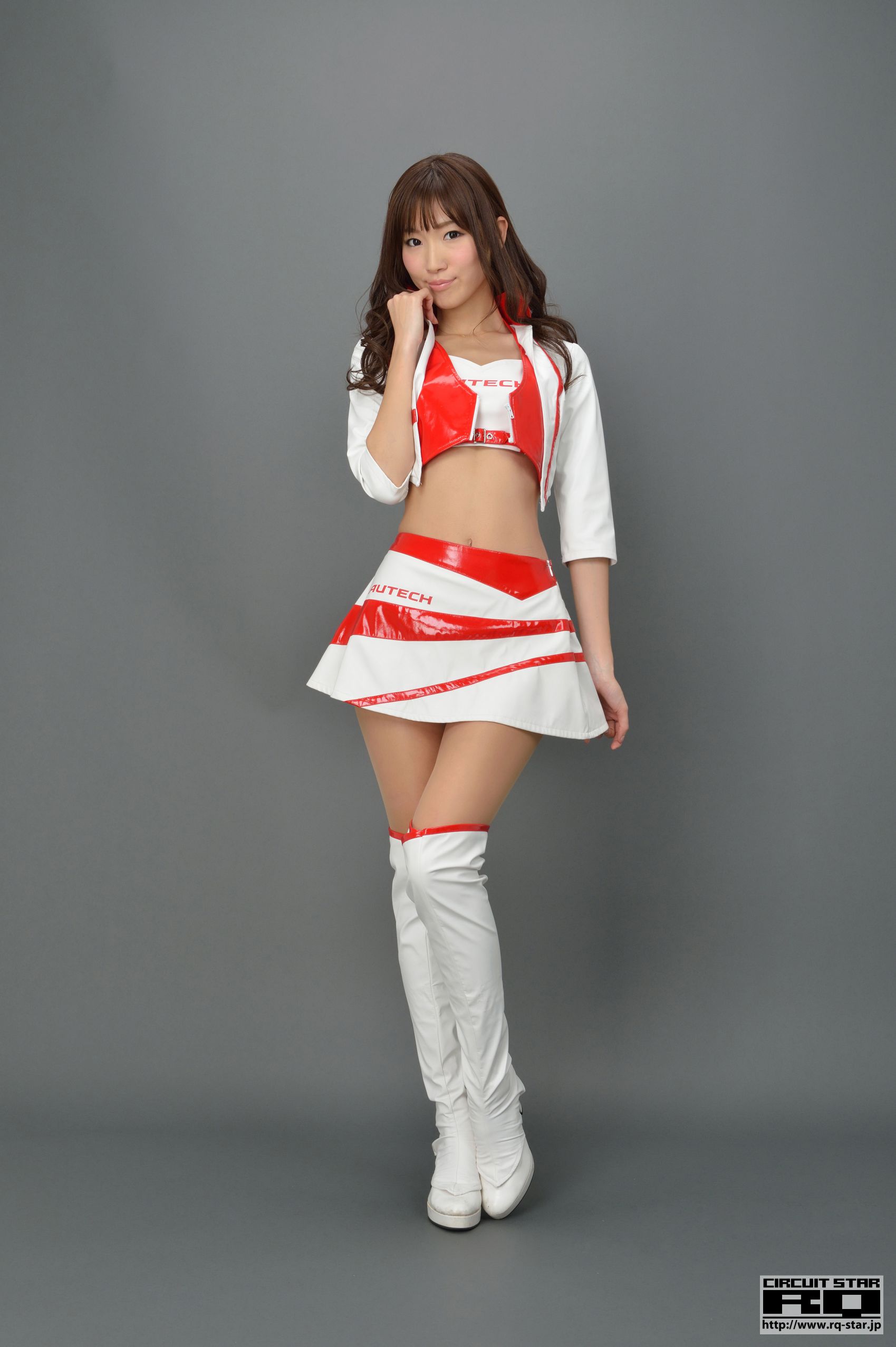 [RQ-STAR] NO.00794 美波千夏 Race Queen 赛车女郎 写真集_第4张