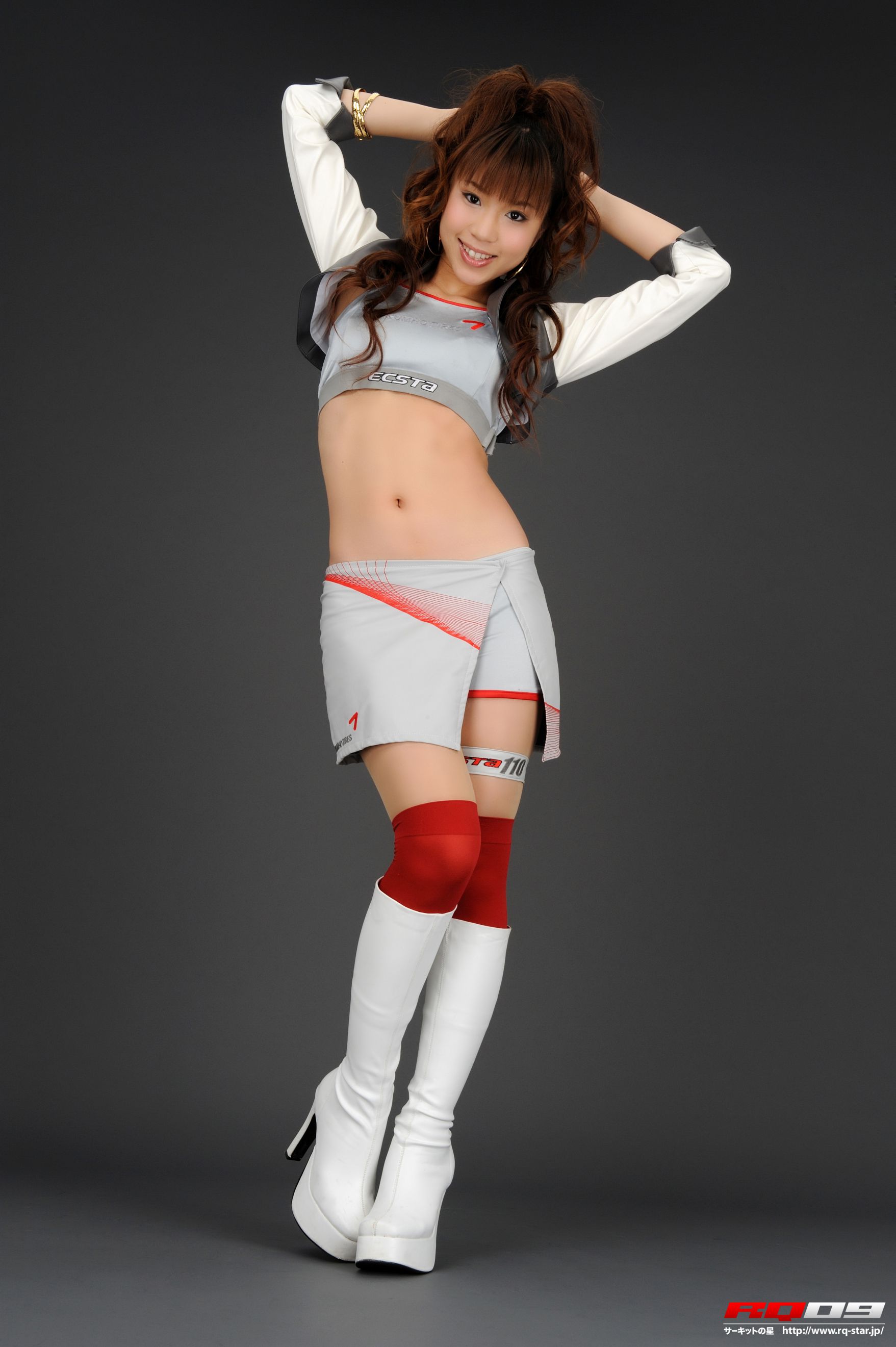 [RQ-STAR] NO.00167 Yuko Momokawa 桃川祐子 Race Queen 写真集_第3张