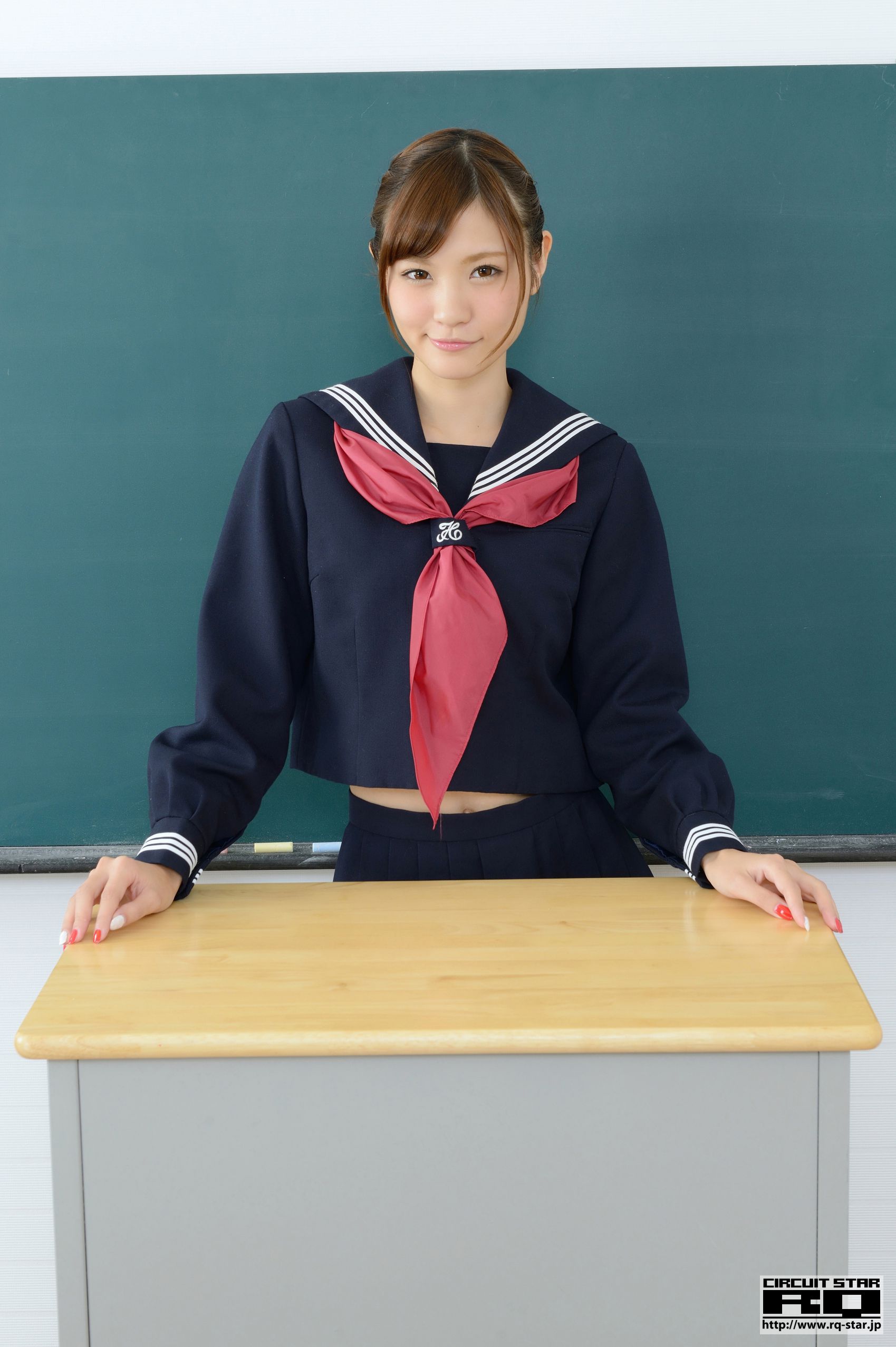 [RQ-STAR] NO.00876 神咲はるか School Girl 校服 写真集_第1张