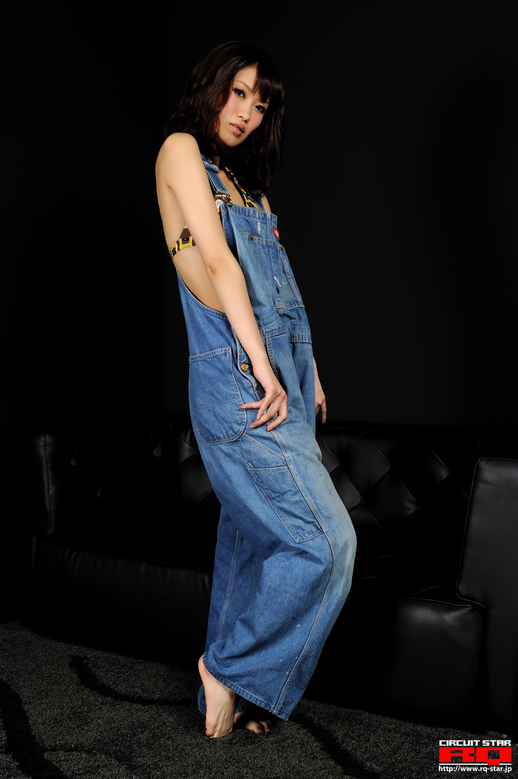 [RQ-STAR] NO.00270 福岡愛 Swim Suits 牛仔长裤+泳装 写真集_第3张