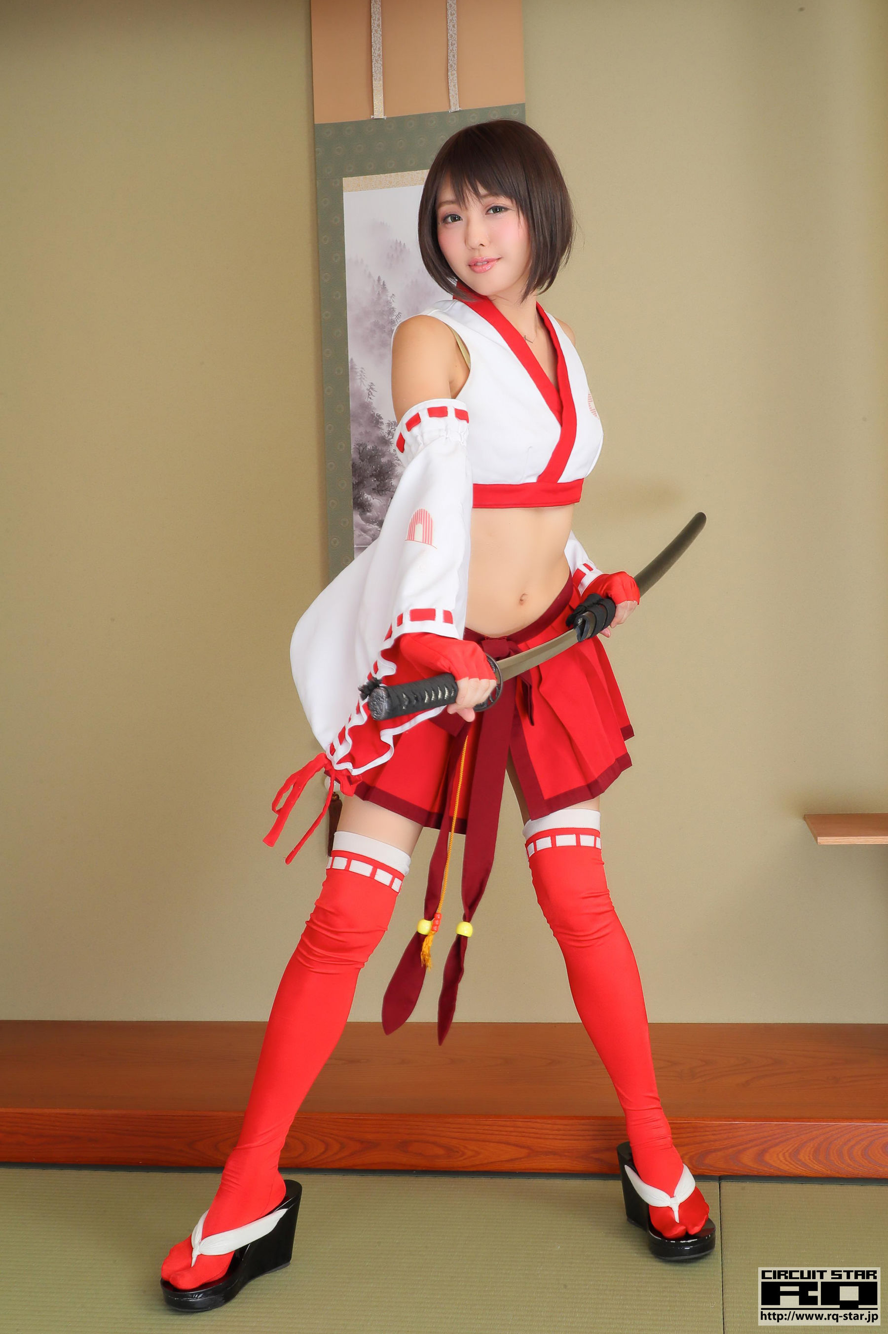 [RQ-STAR] Ahane 亜羽音 Race Queen 2_第2张