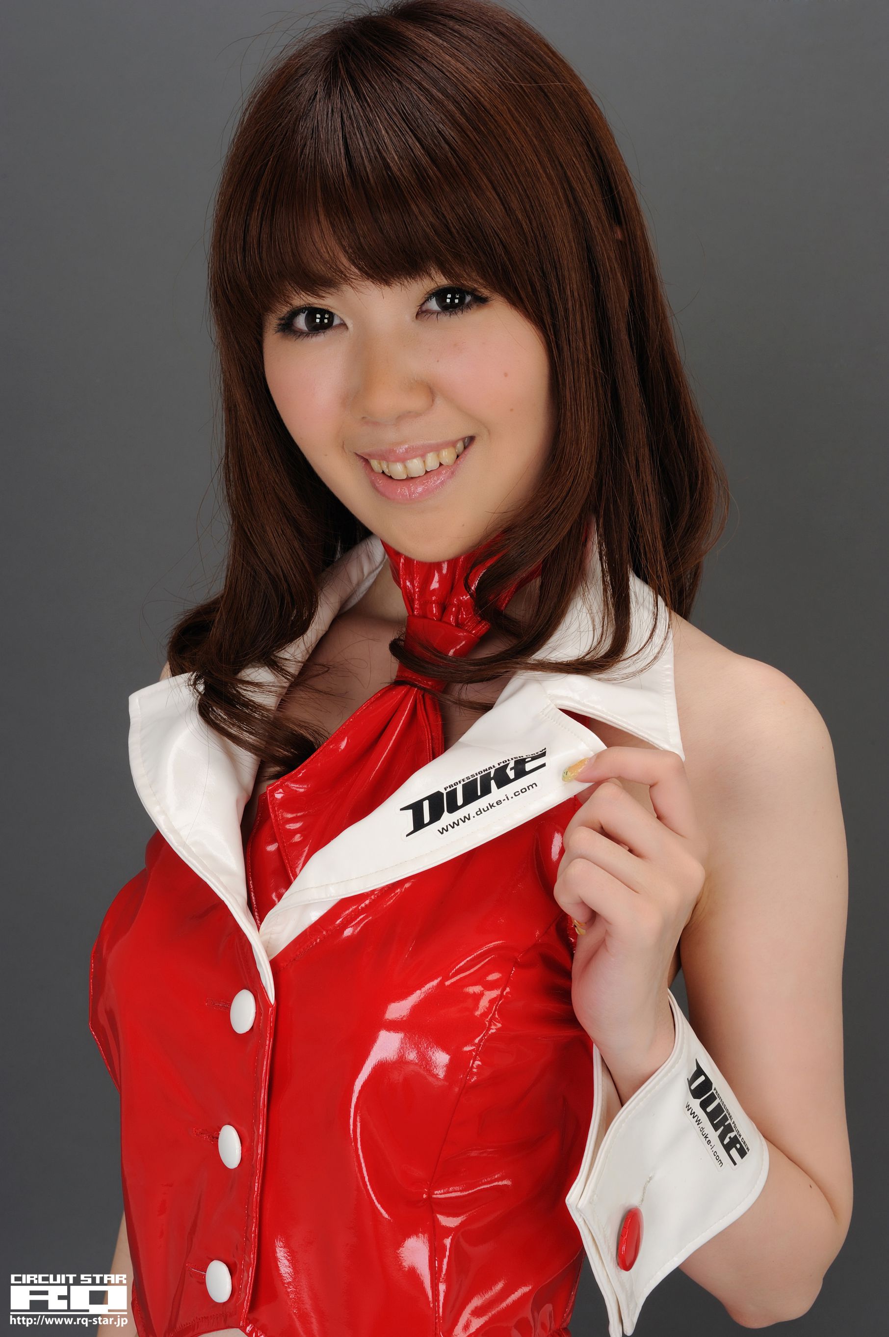 [RQ-STAR] NO.00387 生田晴香 Race Queen 赛车女郎写真集_第2张