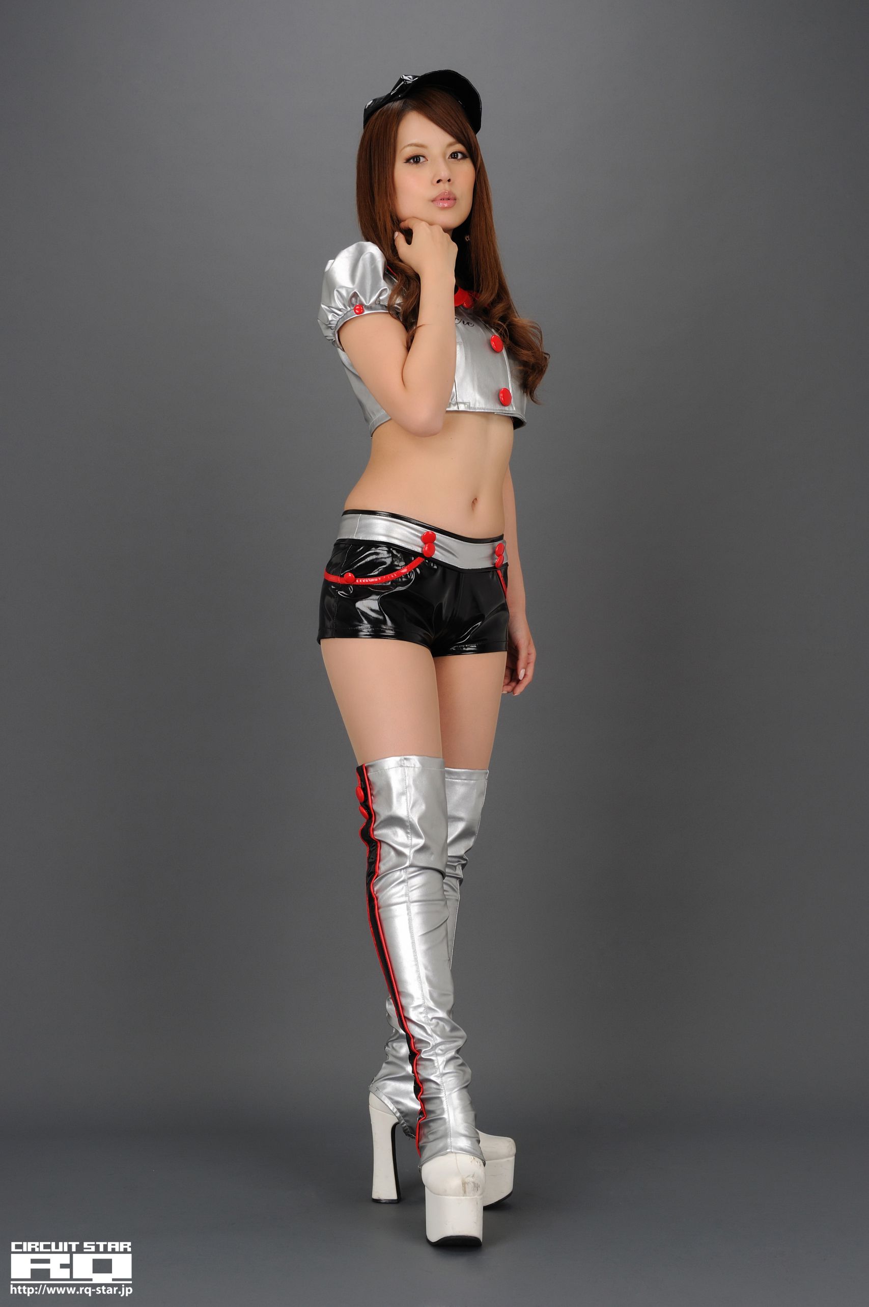 [RQ-STAR] NO.00499 Miki Bou 坊美希 Race Queen 写真集_第2张