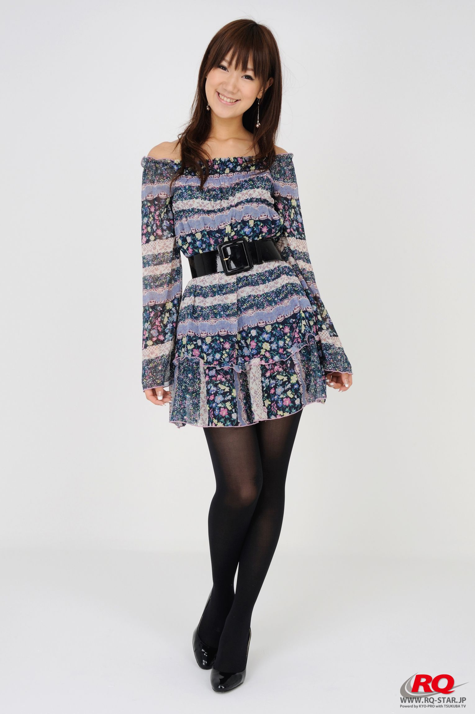 [RQ-STAR] NO.00073 水城さと子 Private Dress 写真集_第1张
