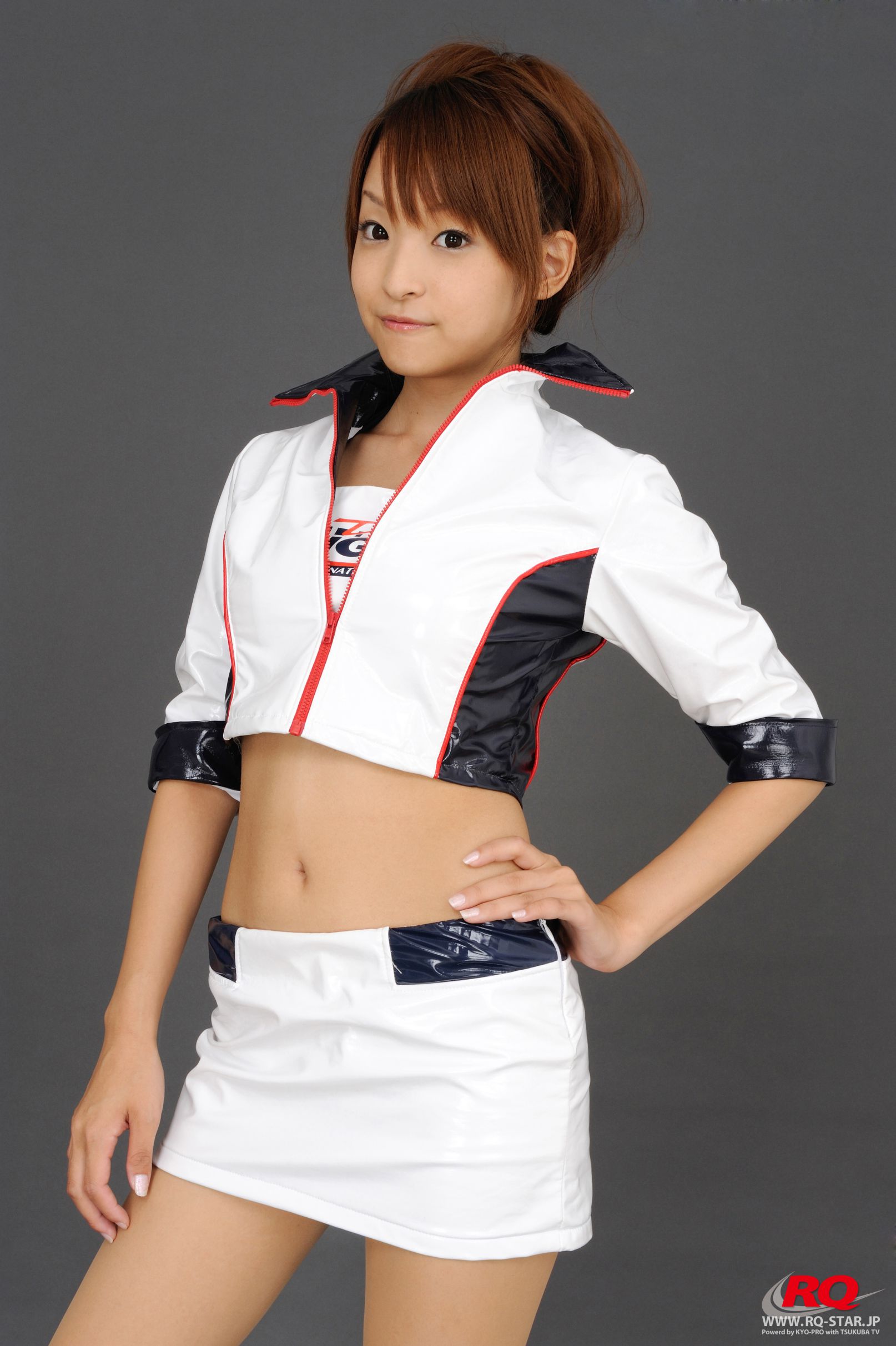 [RQ-STAR] NO.00080 Mio Aoki 青木未央 Race Queen – 2008 5Zigen  写真集_第1张