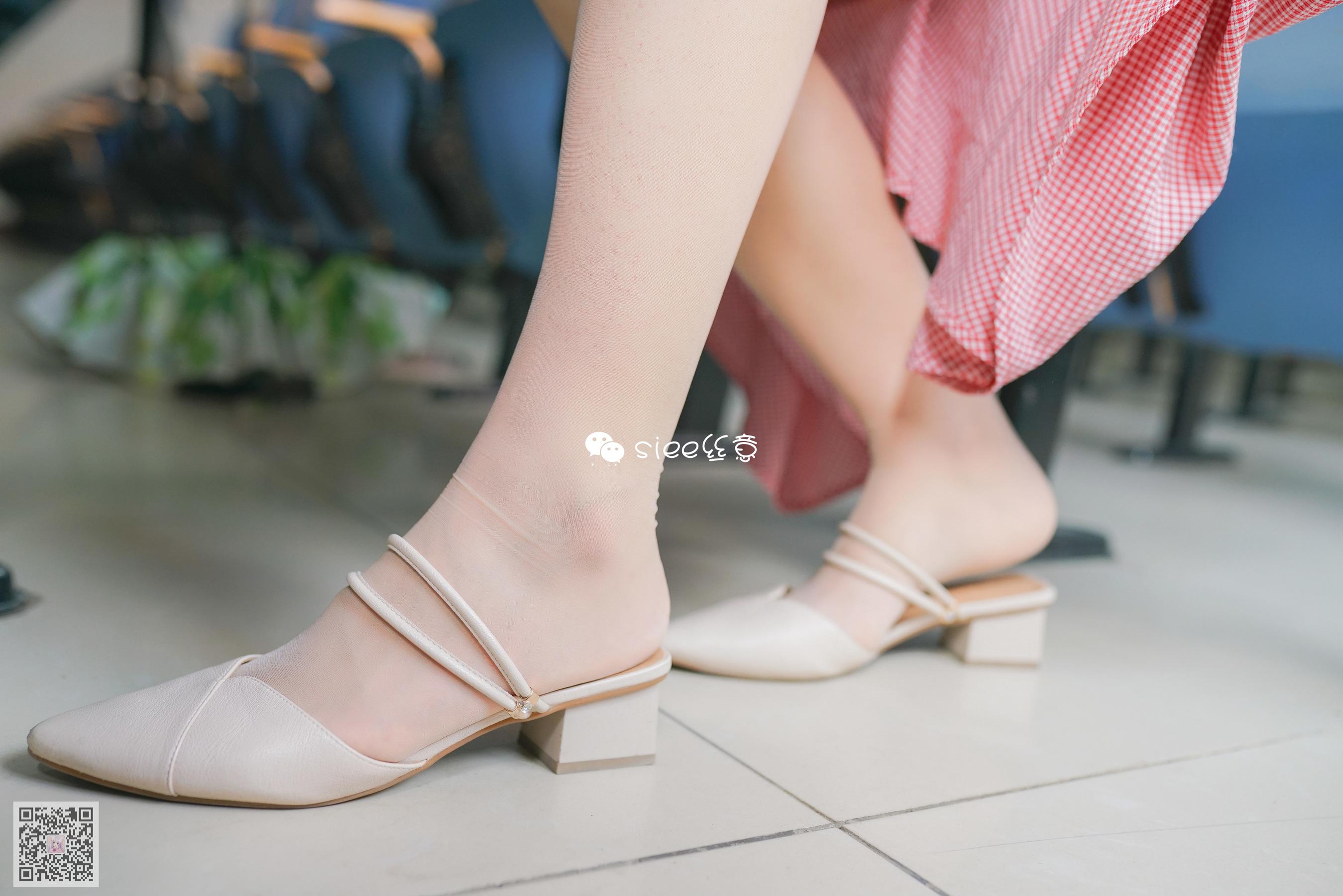 [丝意SIEE] No.302 静心 学姐，毕业季_第2张