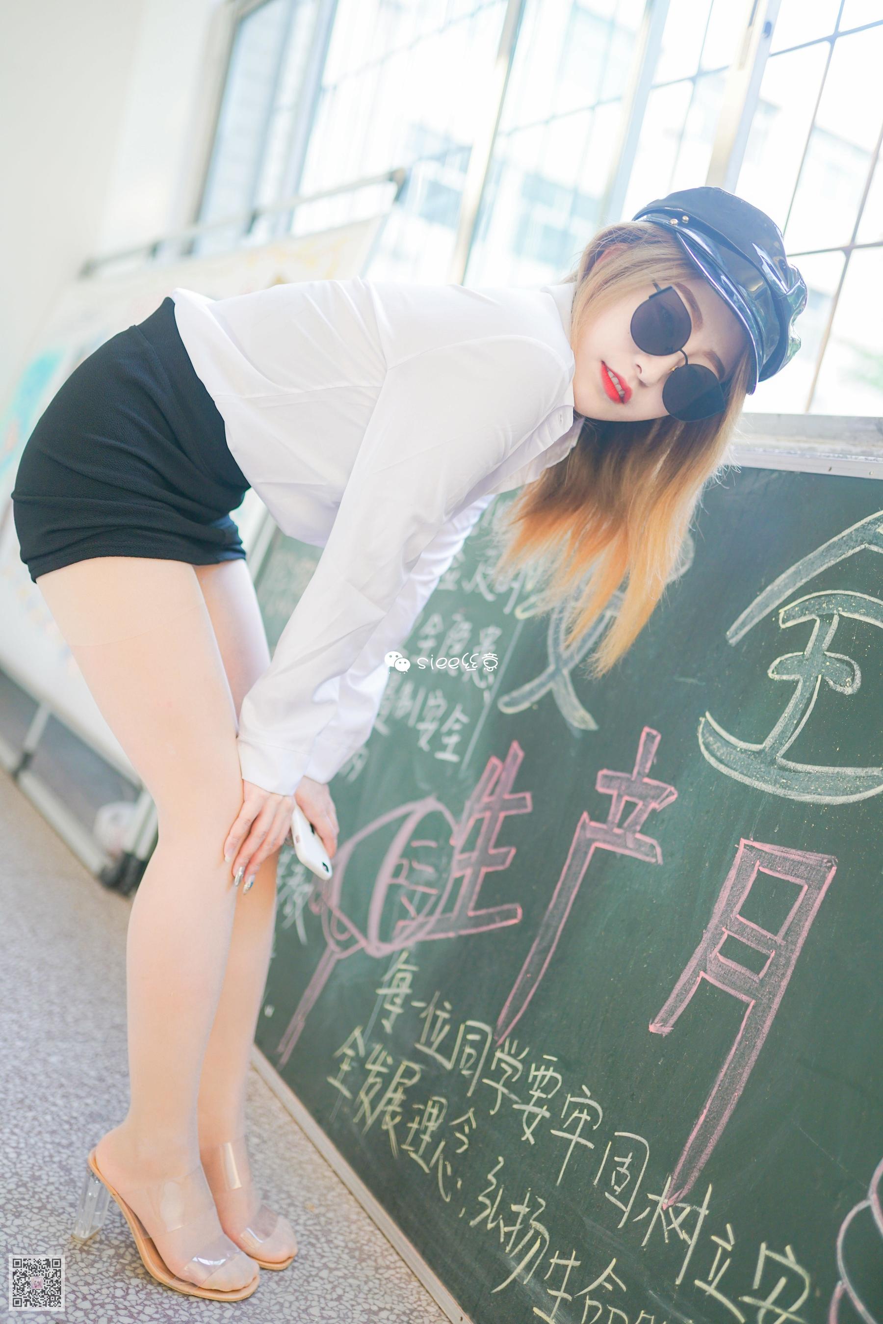 [丝意SIEE] 婷婷 浮在唇边的温暖_第1张