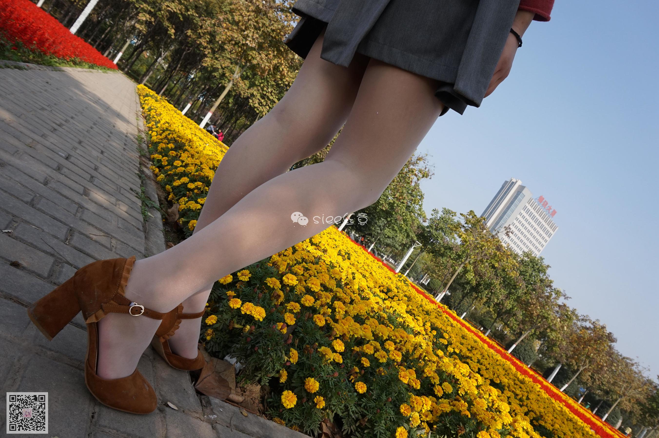 [丝意SIEE] 鱼鱼 花丛中的肉丝_第2张