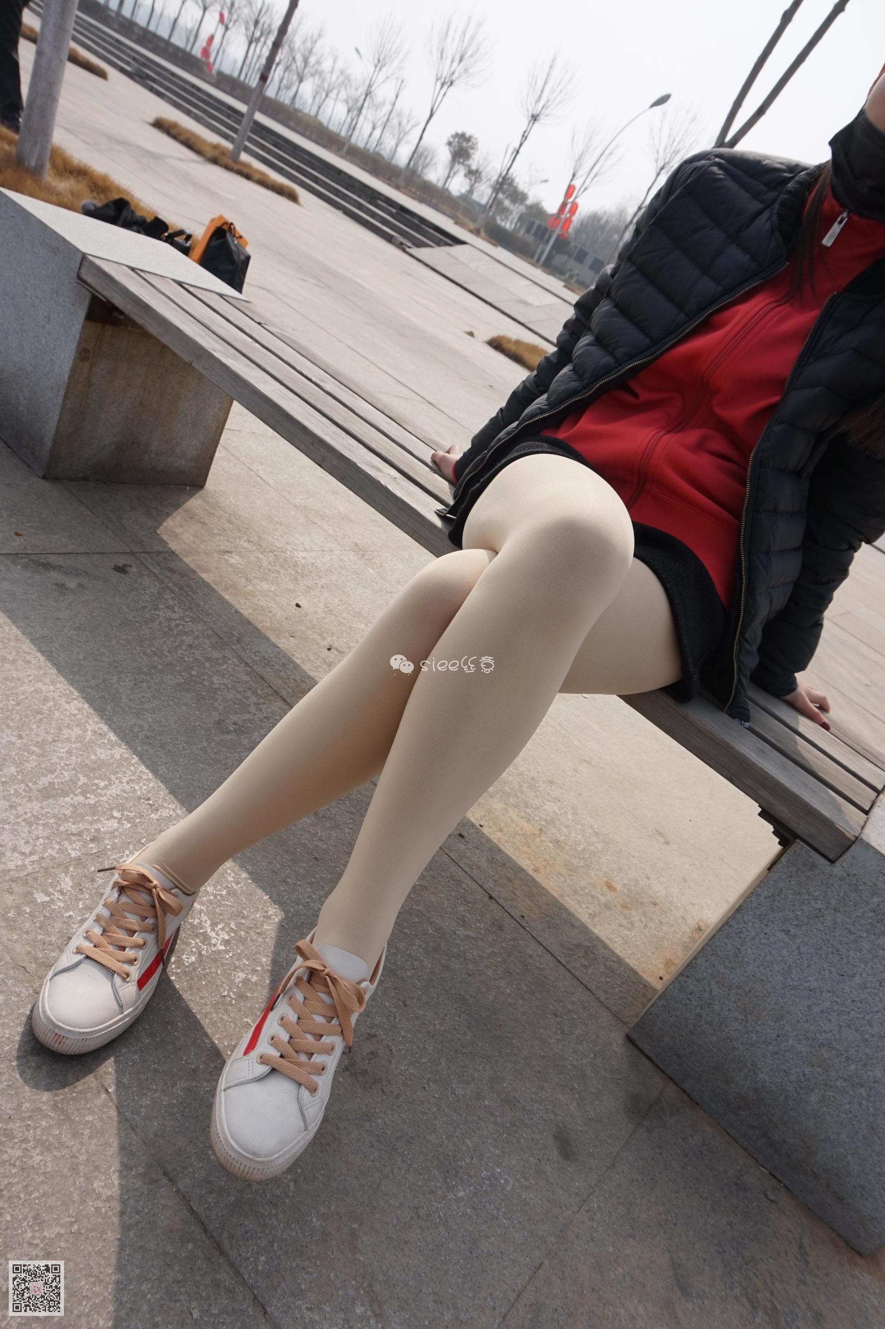 [丝意SIEE] No.062 琦琦 肉丝白鞋最配_第3张